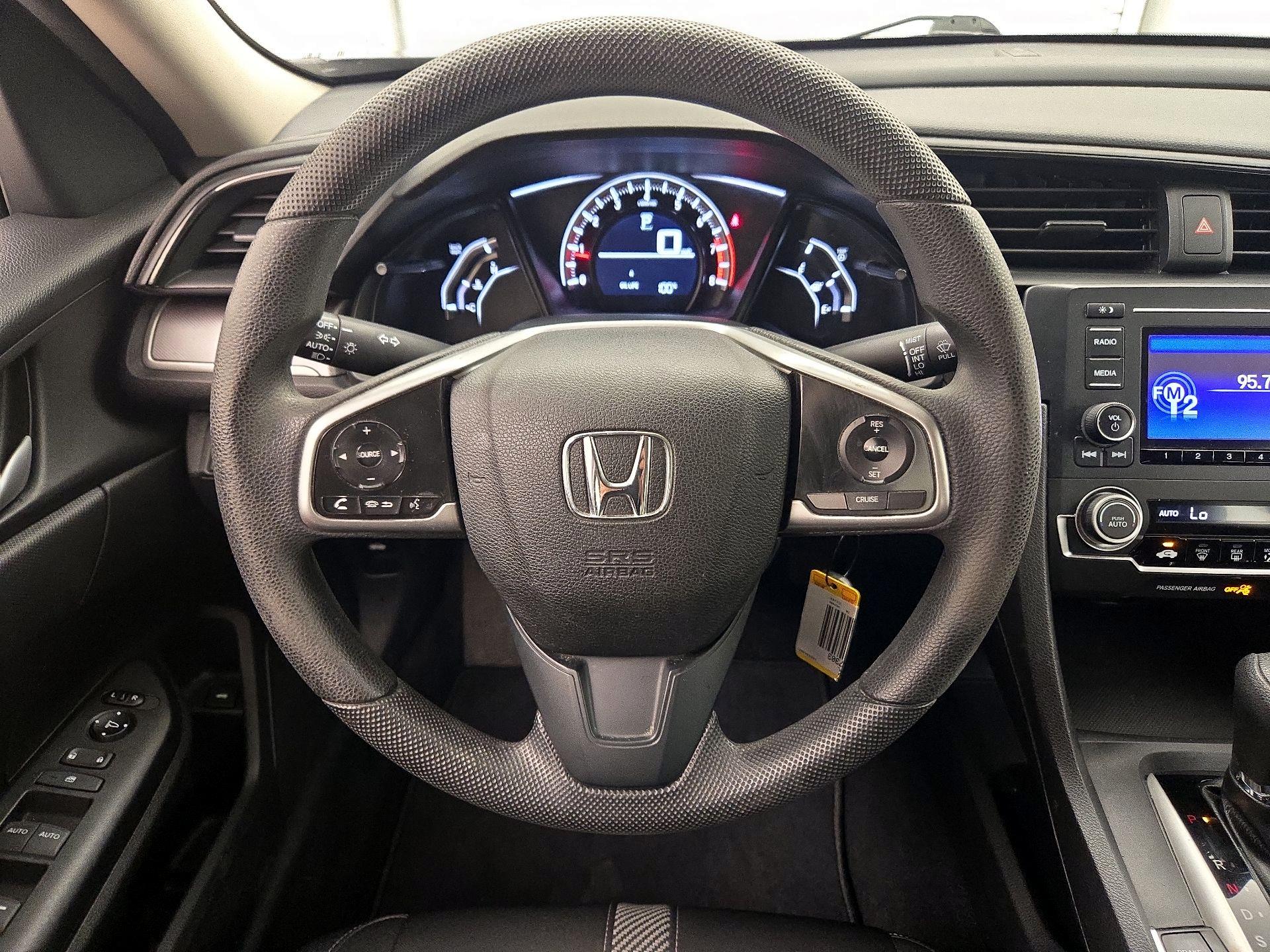 Thumbnail: 2016 Honda Civic - 10