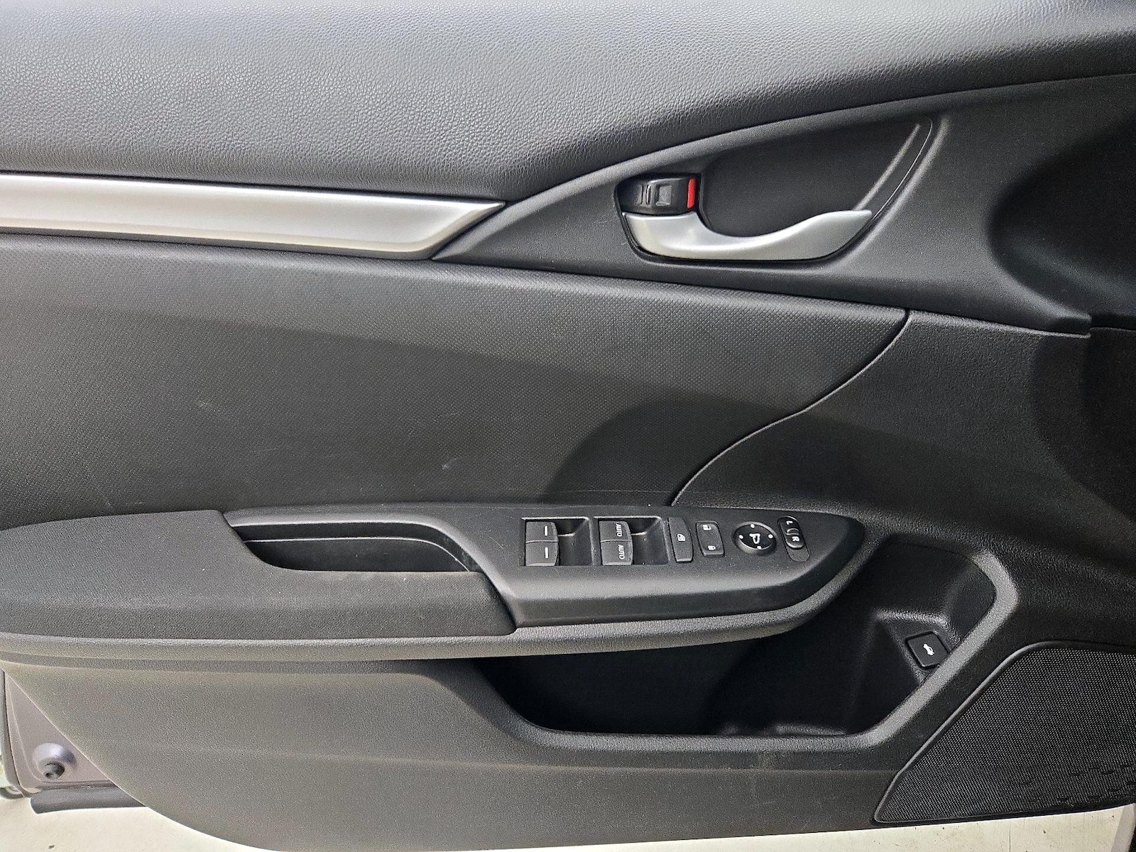 2016 Honda Civic LX - Photo 13
