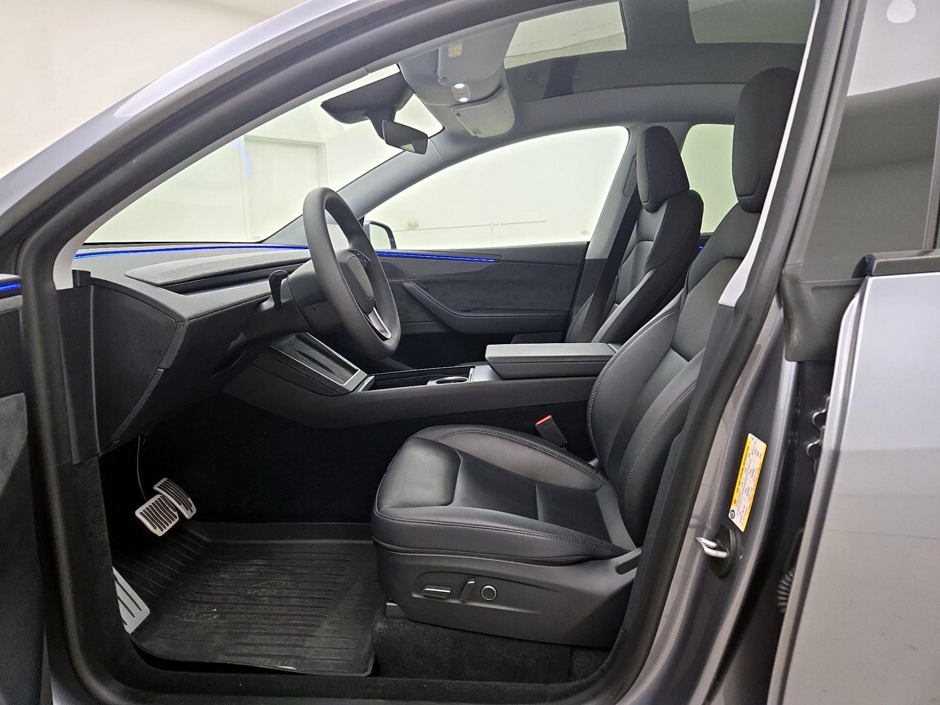 Thumbnail: 2026 Tesla Model Y - 11