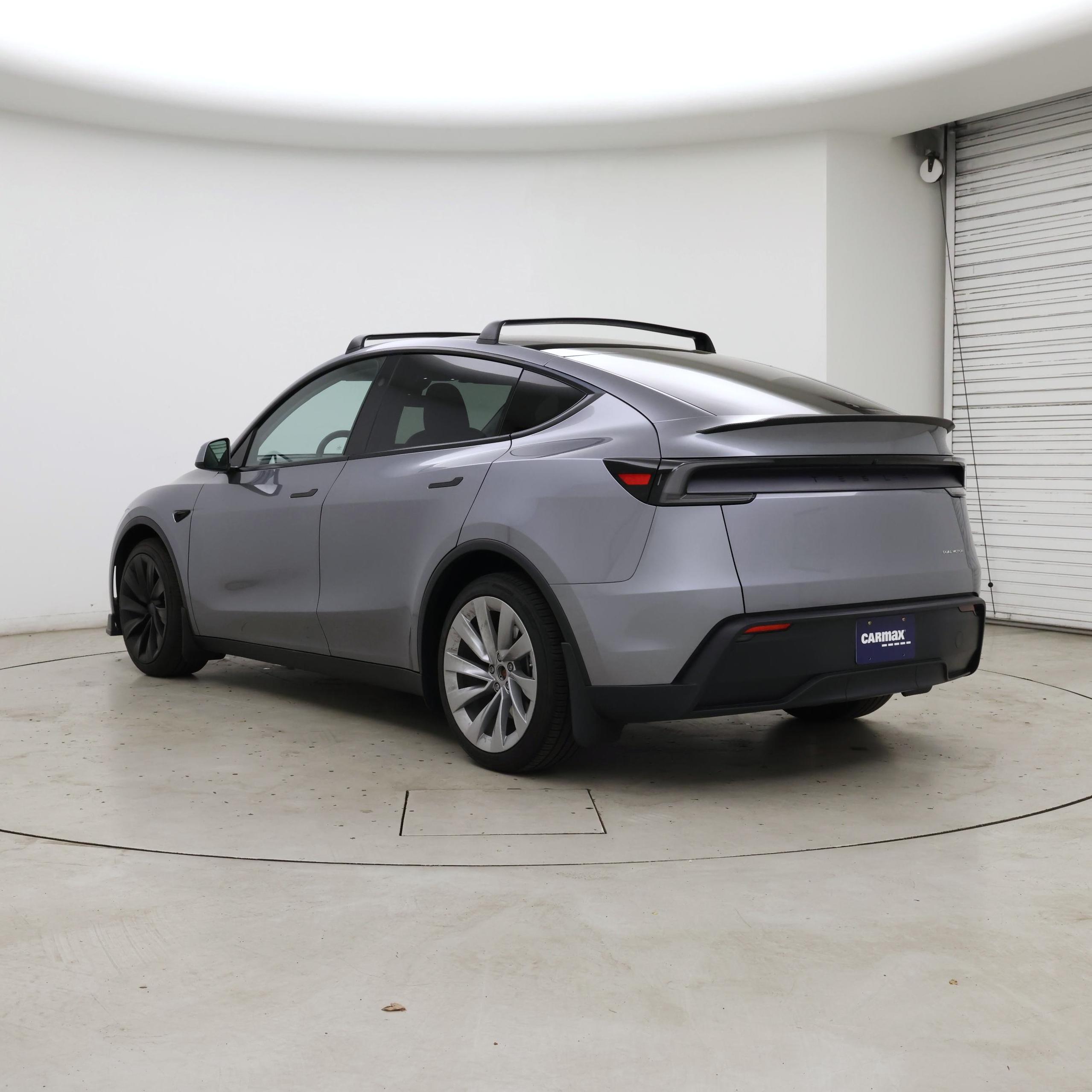 Thumbnail: 2026 Tesla Model Y - 2