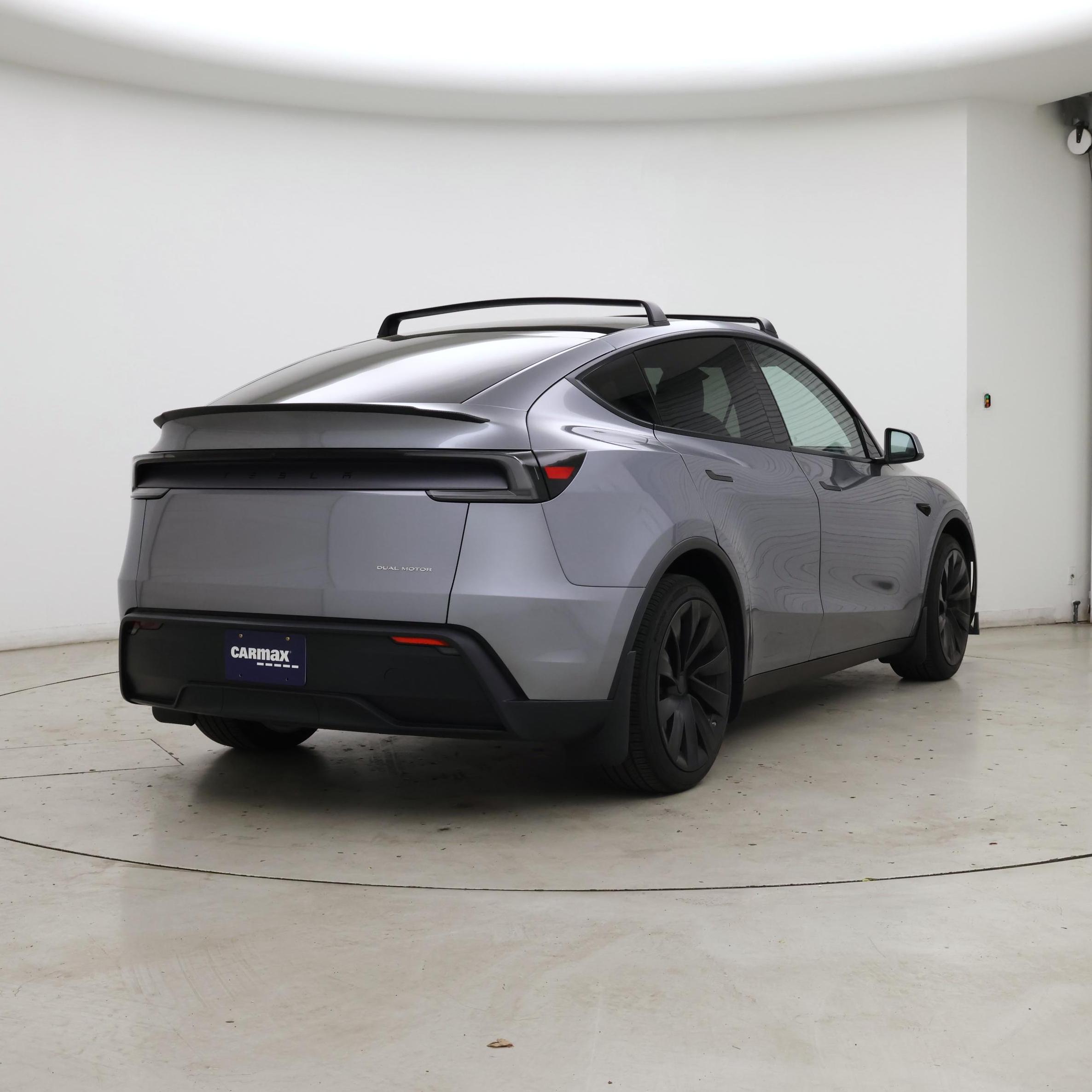 Thumbnail: 2026 Tesla Model Y - 8