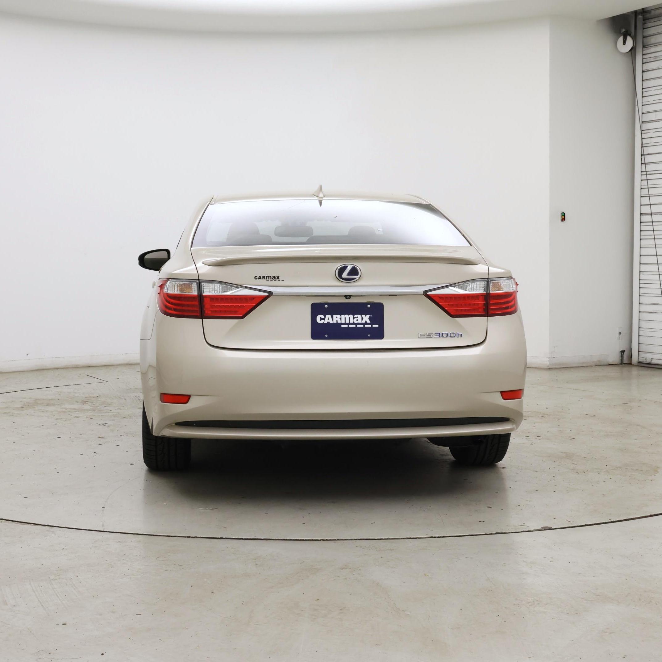Thumbnail: 2015 Lexus ES - 6