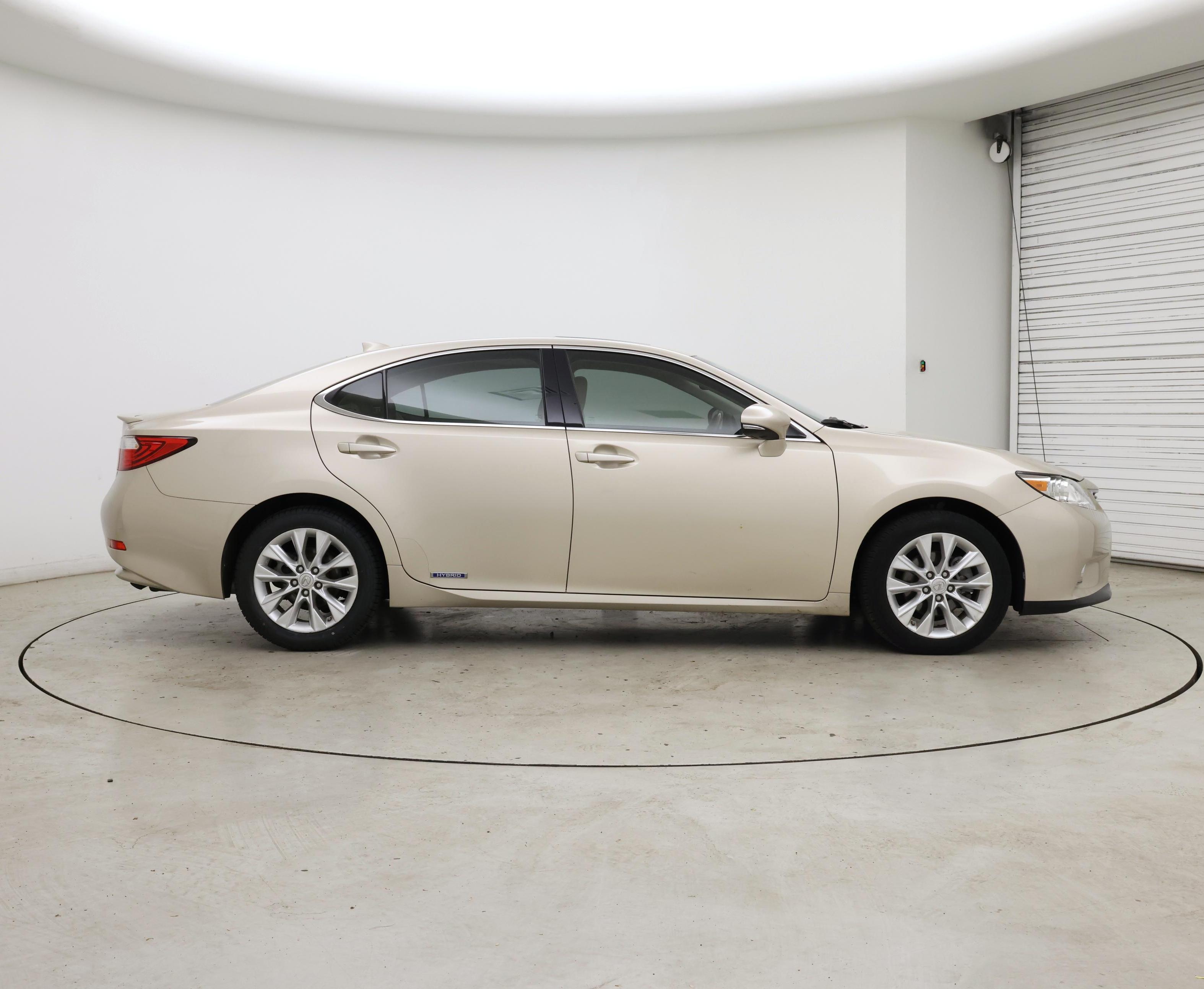Thumbnail: 2015 Lexus ES - 7