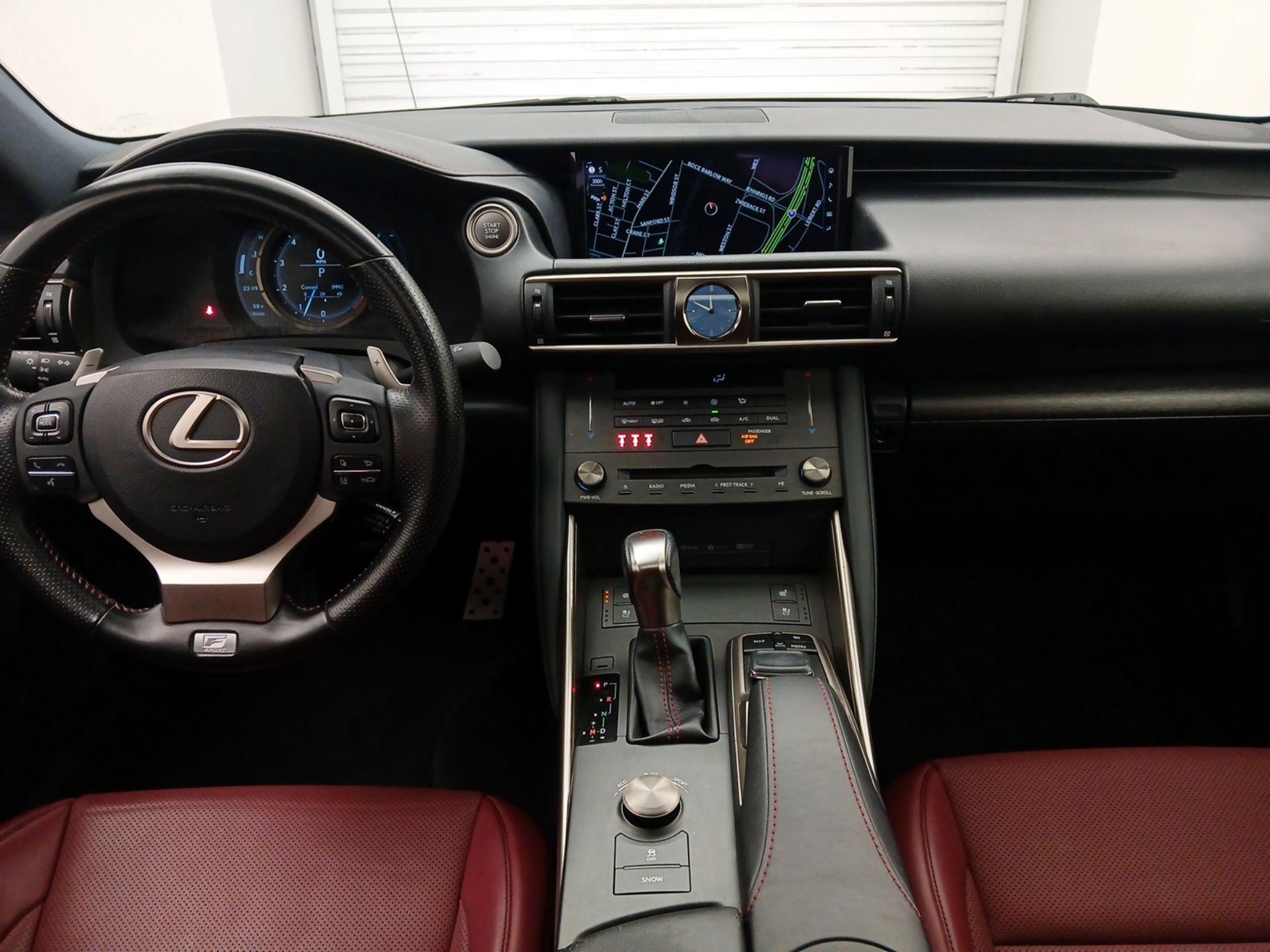 Thumbnail: 2019 Lexus IS - 9
