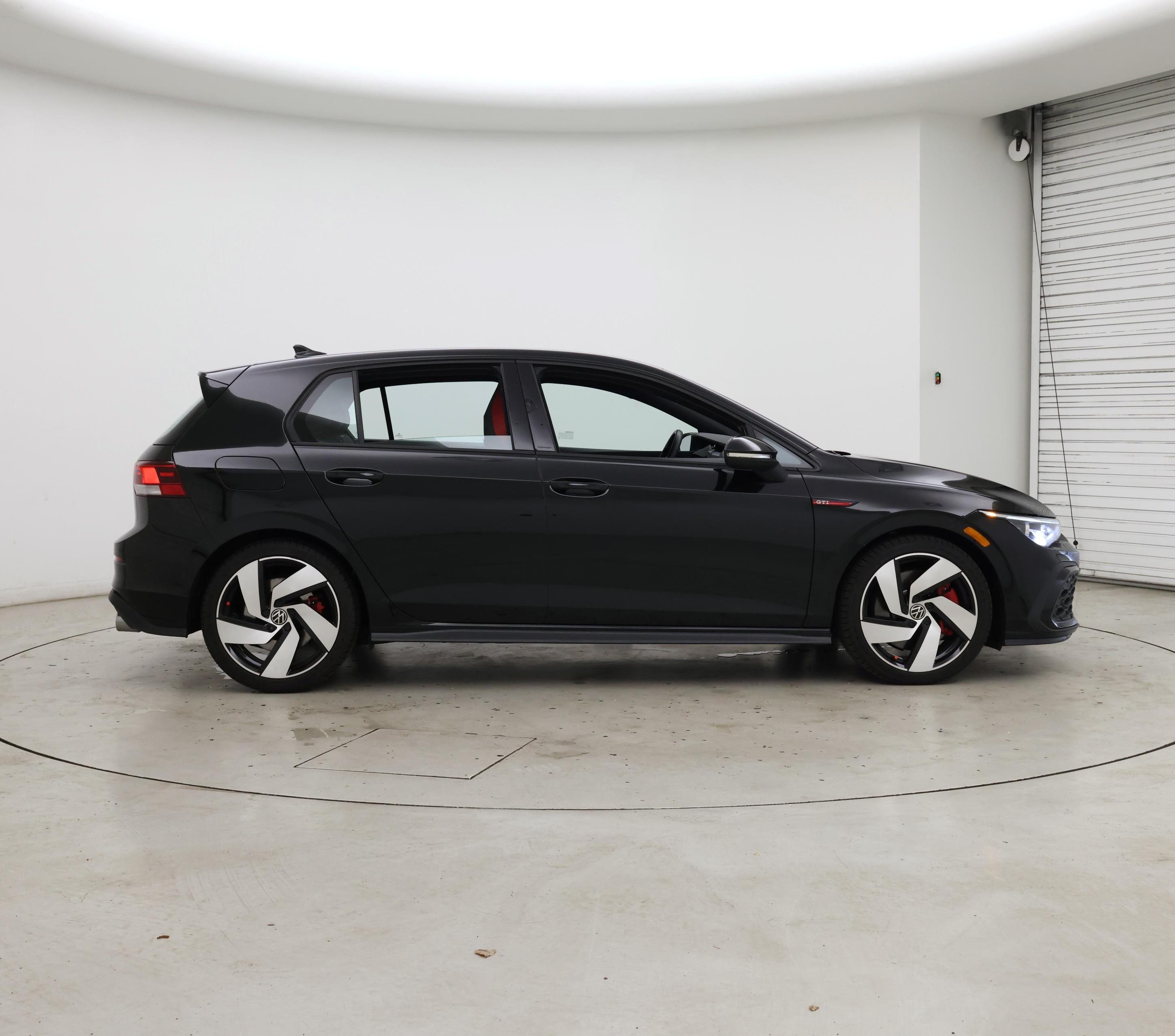 Thumbnail: 2024 Volkswagen Golf - 7