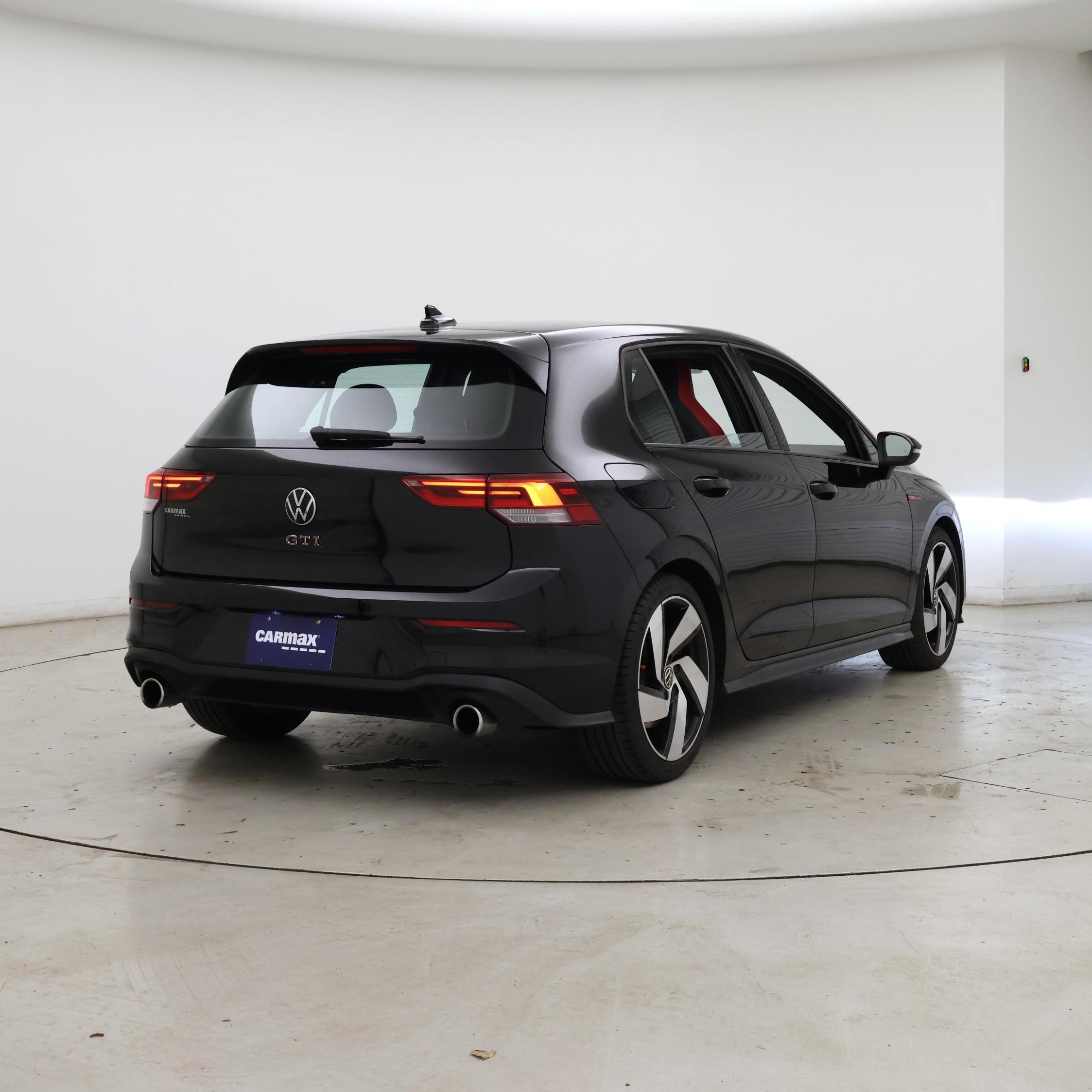 Thumbnail: 2024 Volkswagen Golf - 8