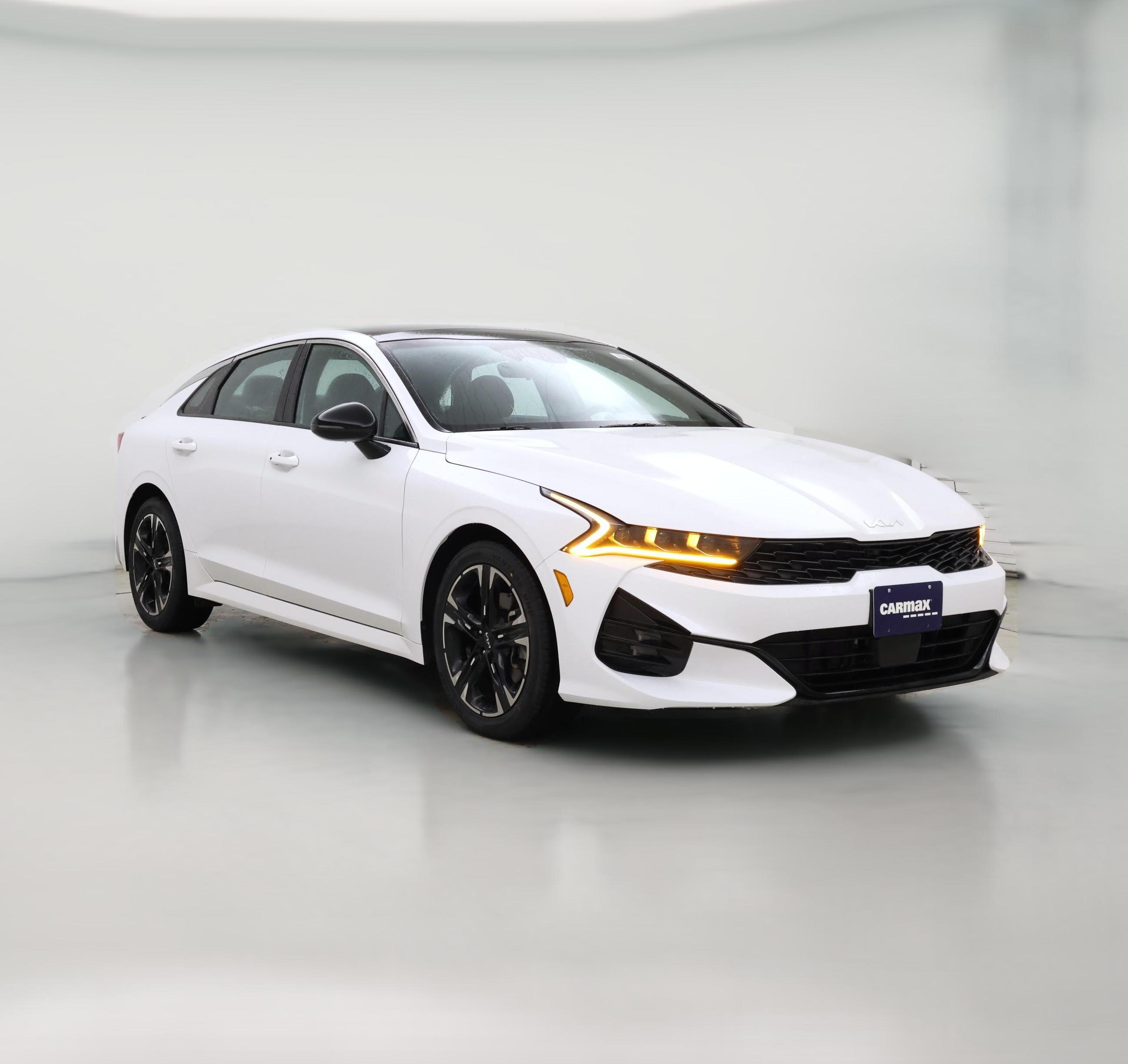 Thumbnail: 2023 Kia K5 - 1