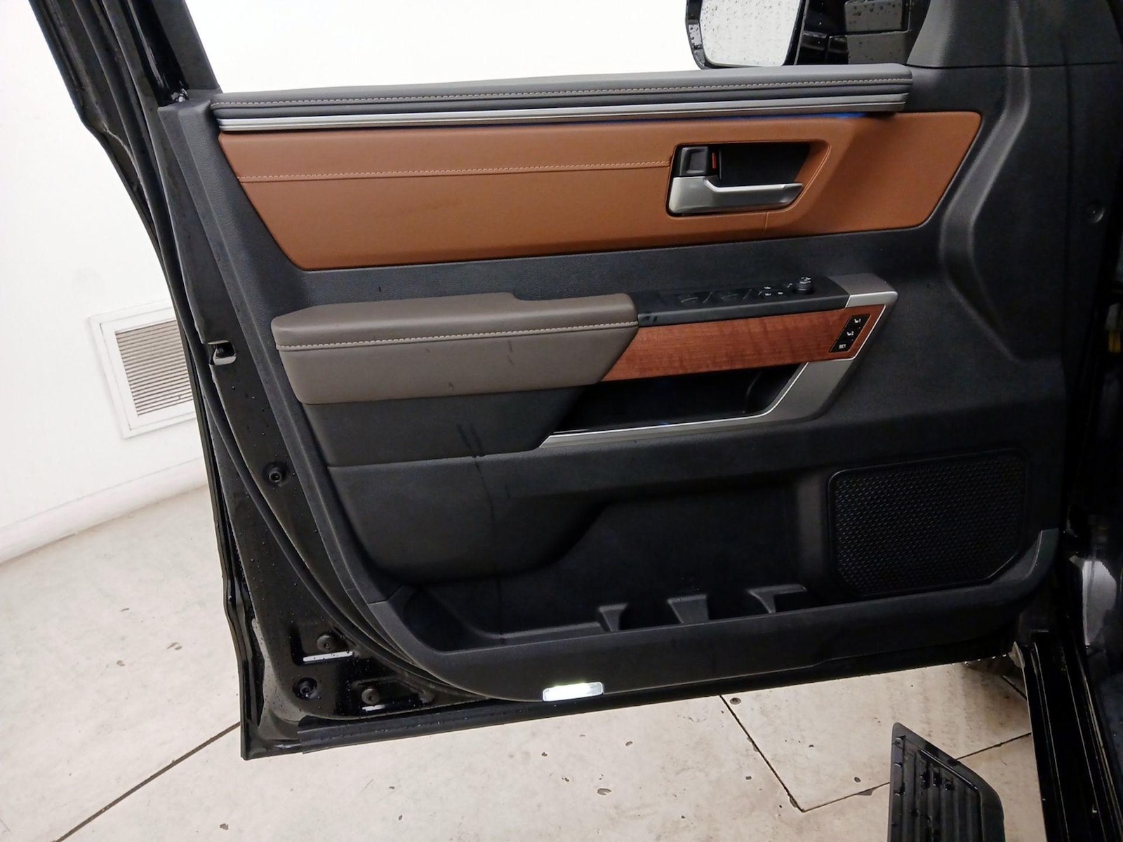 2023 Toyota Tundra 1794 Edition - Photo 13