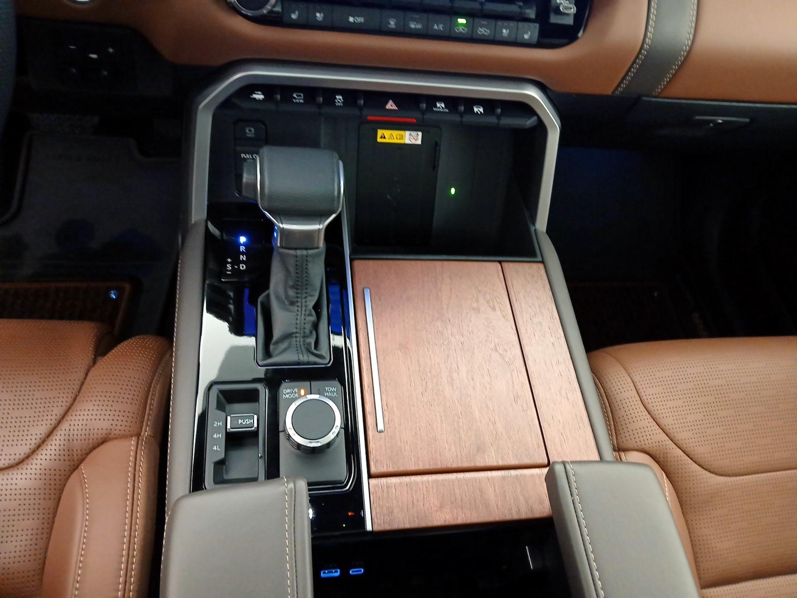 2023 Toyota Tundra 1794 Edition - Photo 18