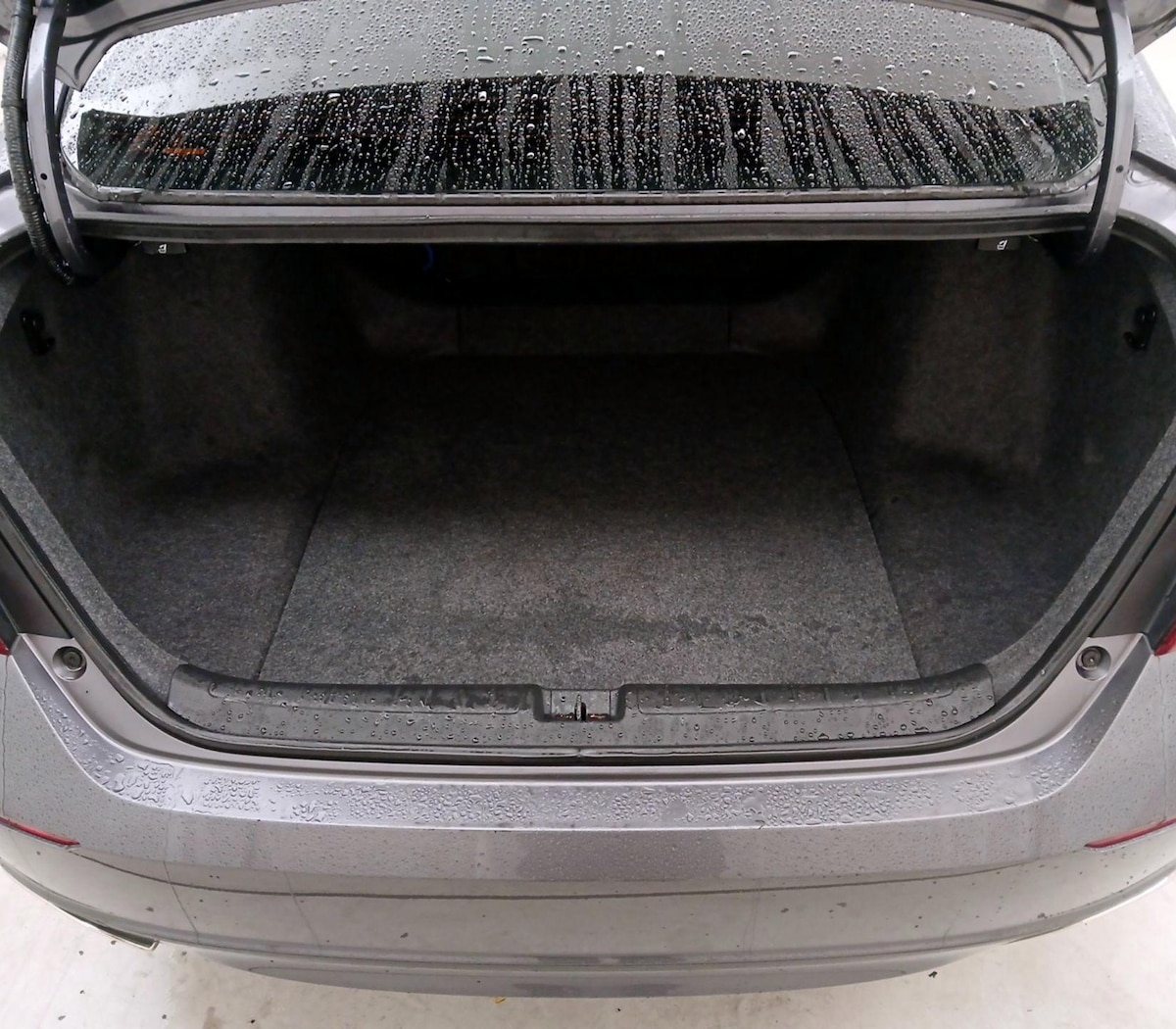 Trunk/Cargo (Seats Up)