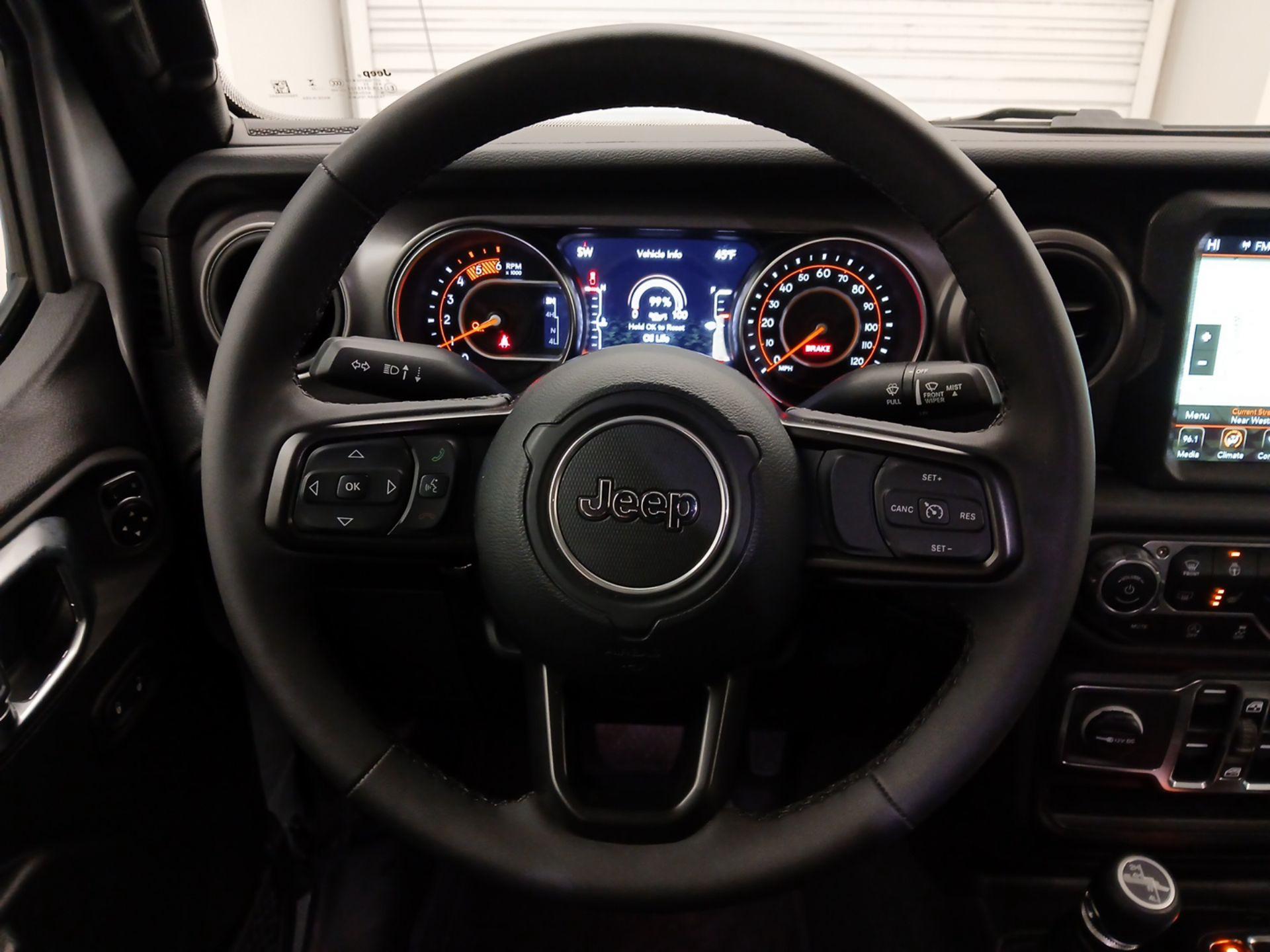 Thumbnail: 2023 Jeep Gladiator - 10