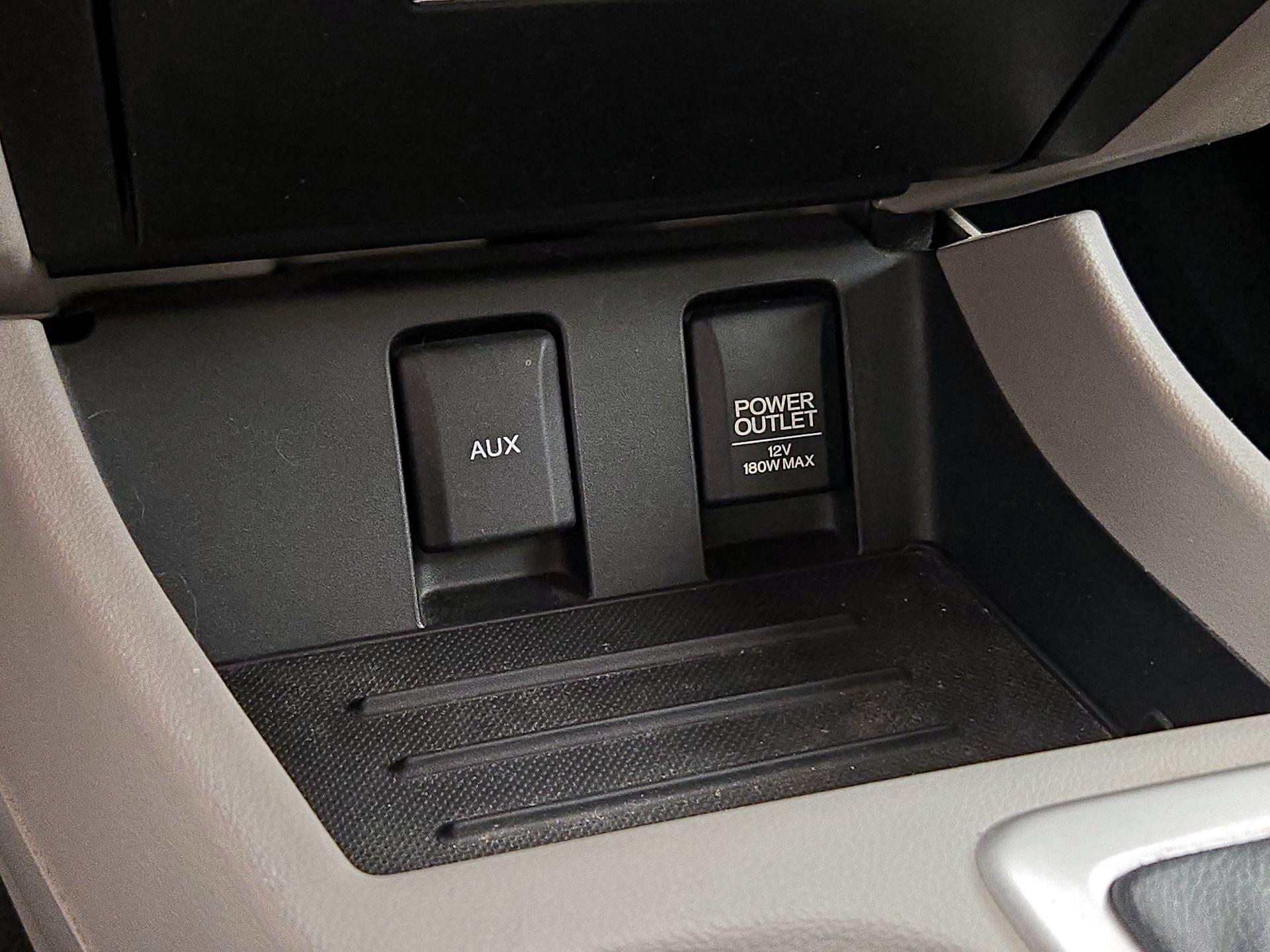 Thumbnail: 2014 Honda Civic - 18