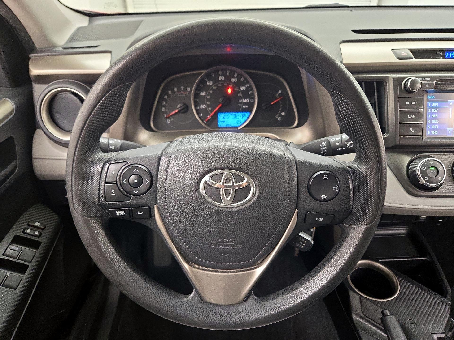 Thumbnail: 2014 Toyota RAV4 - 10