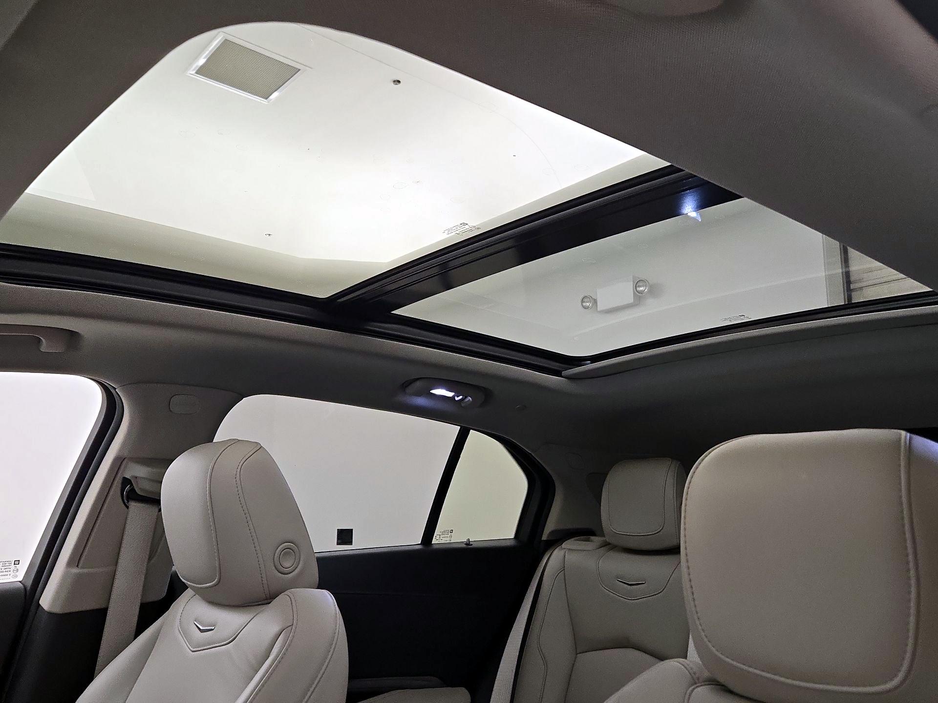 Thumbnail: 2021 Cadillac XT4 - 20