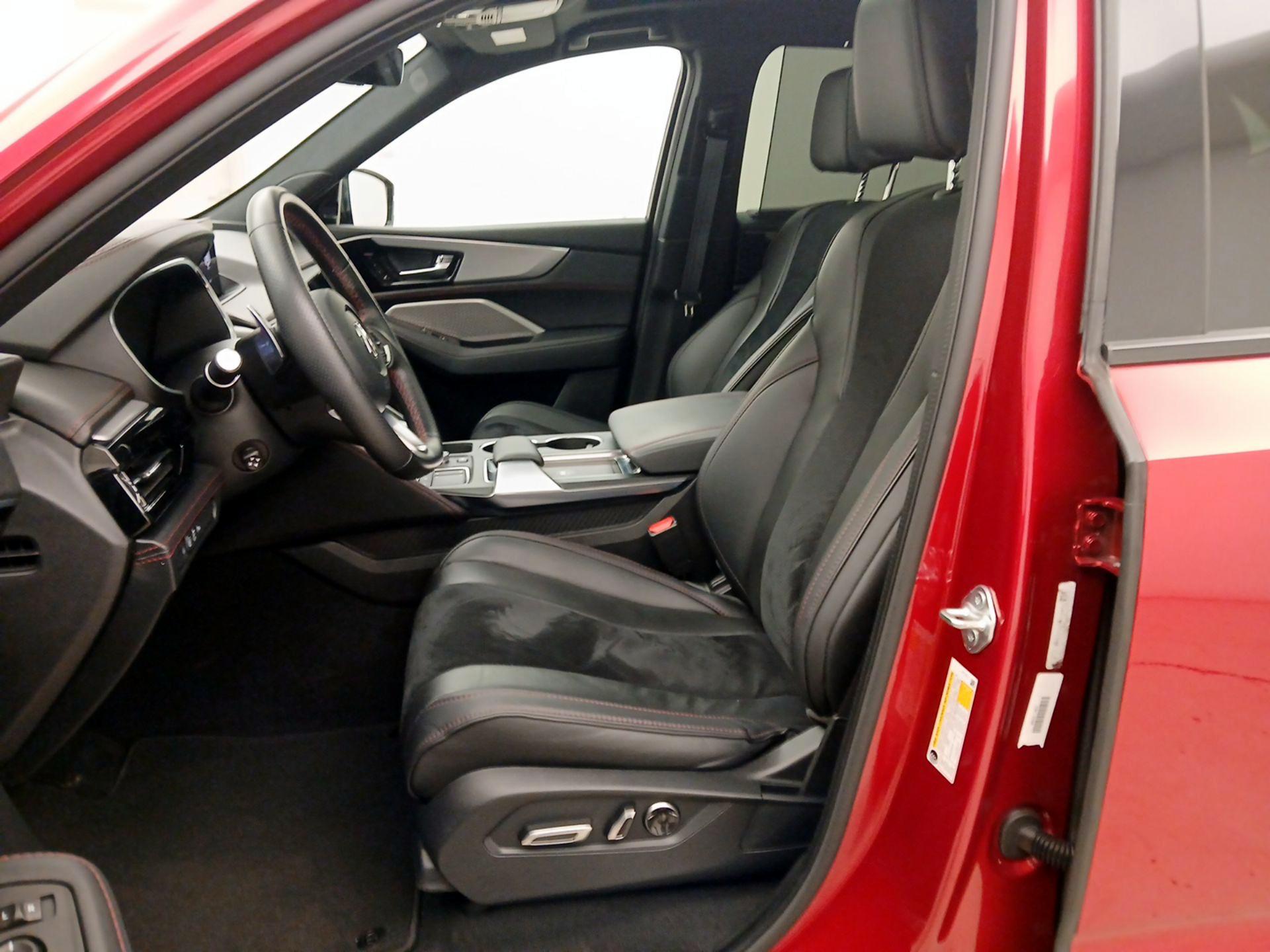 Thumbnail: 2023 Acura MDX - 11
