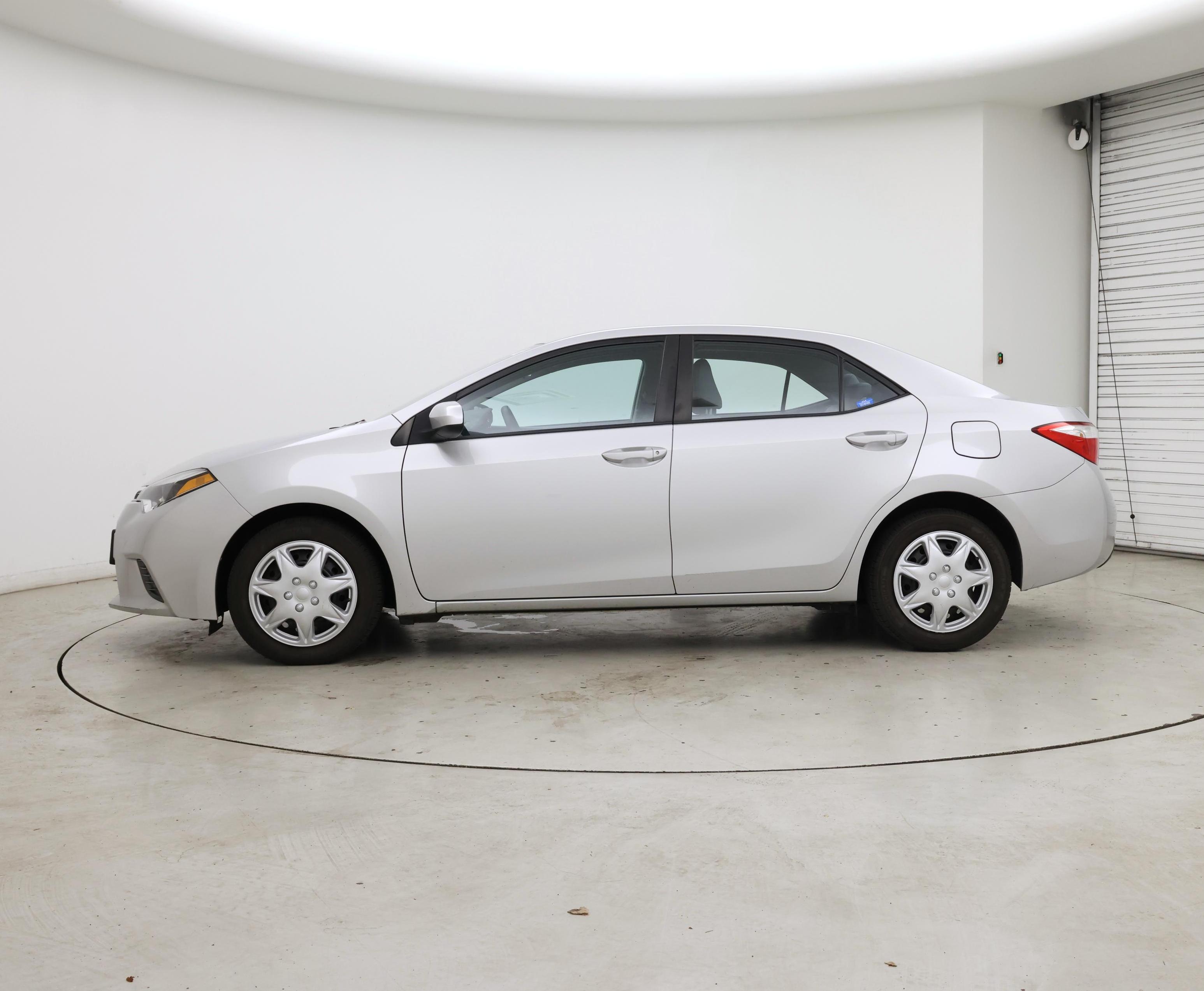 Thumbnail: 2016 Toyota Corolla - 3