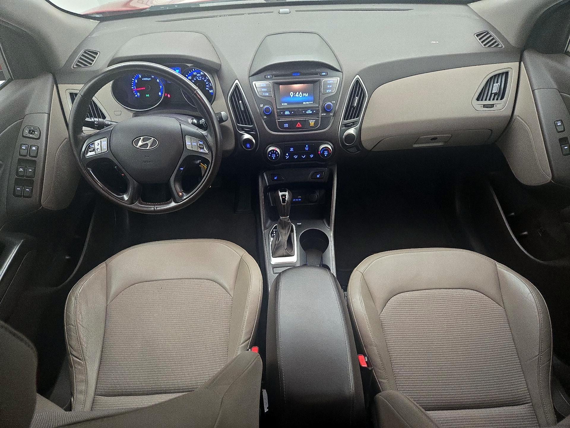 Thumbnail: 2015 Hyundai Tucson - 9
