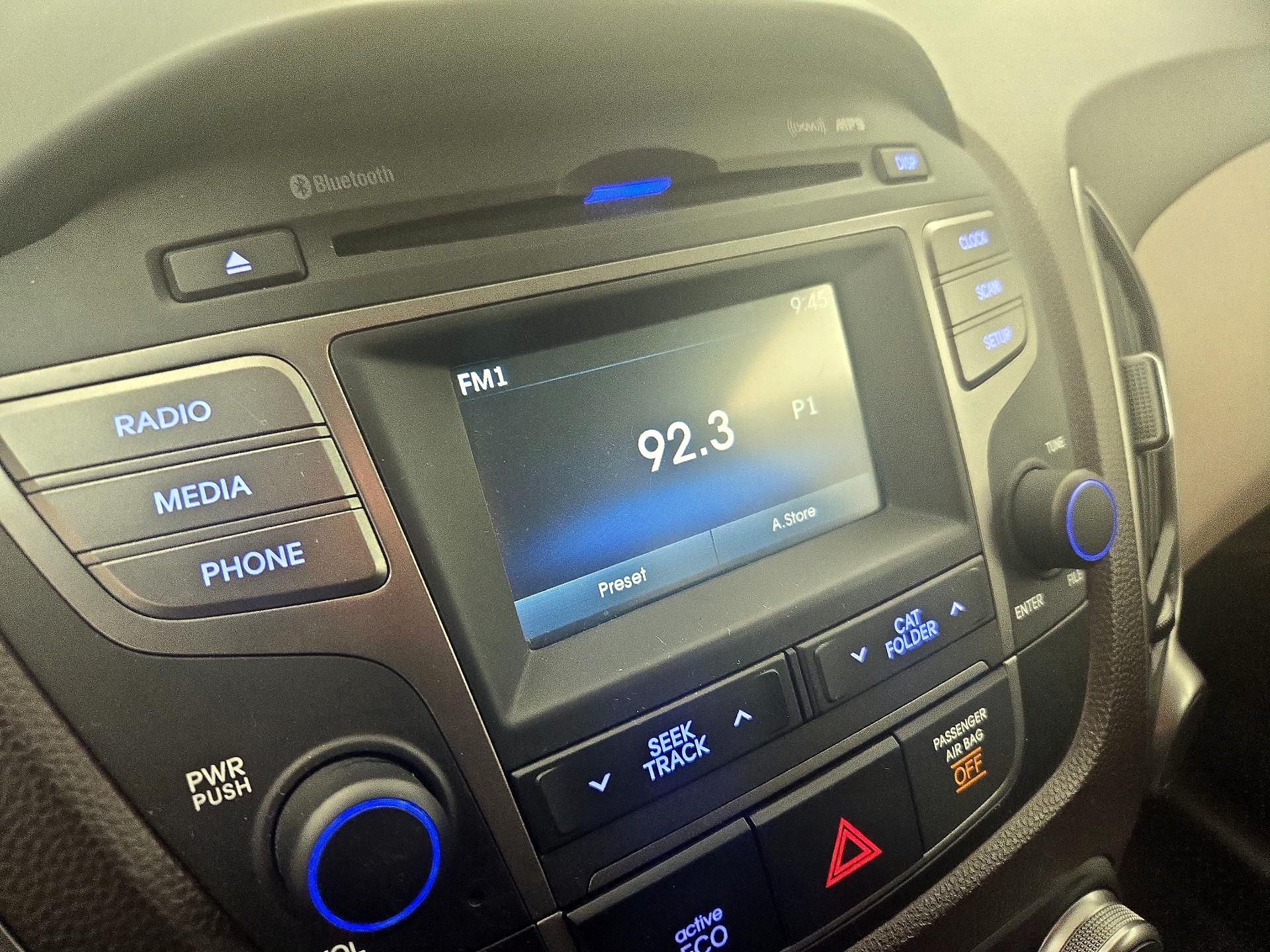 Thumbnail: 2015 Hyundai Tucson - 15