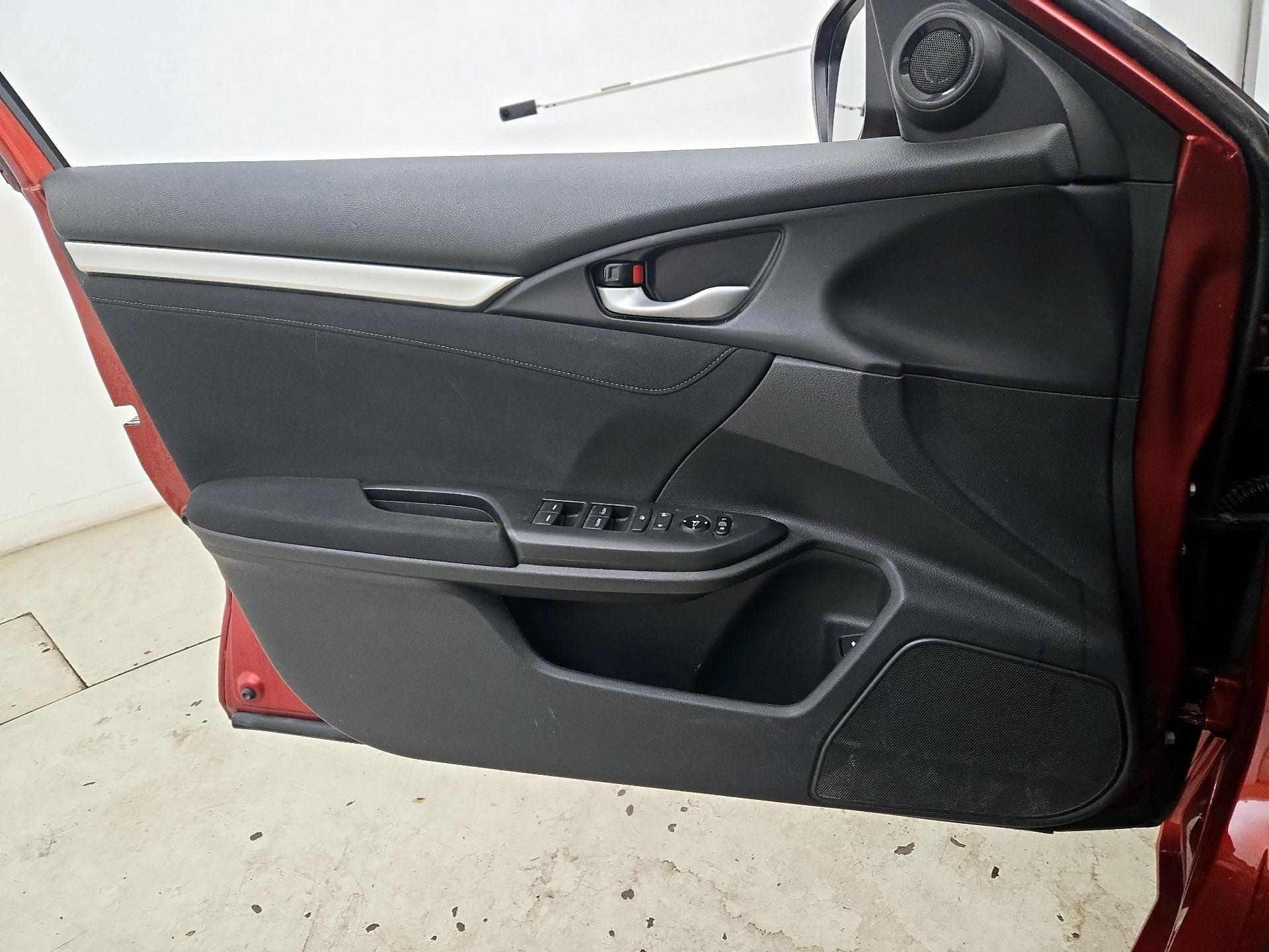 Thumbnail: 2020 Honda Civic - 12