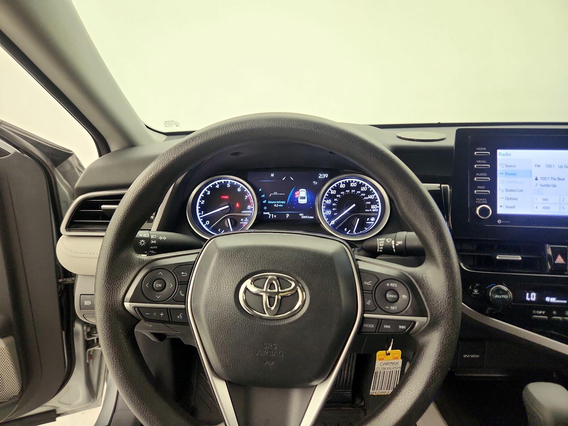 Thumbnail: 2022 Toyota Camry - 10
