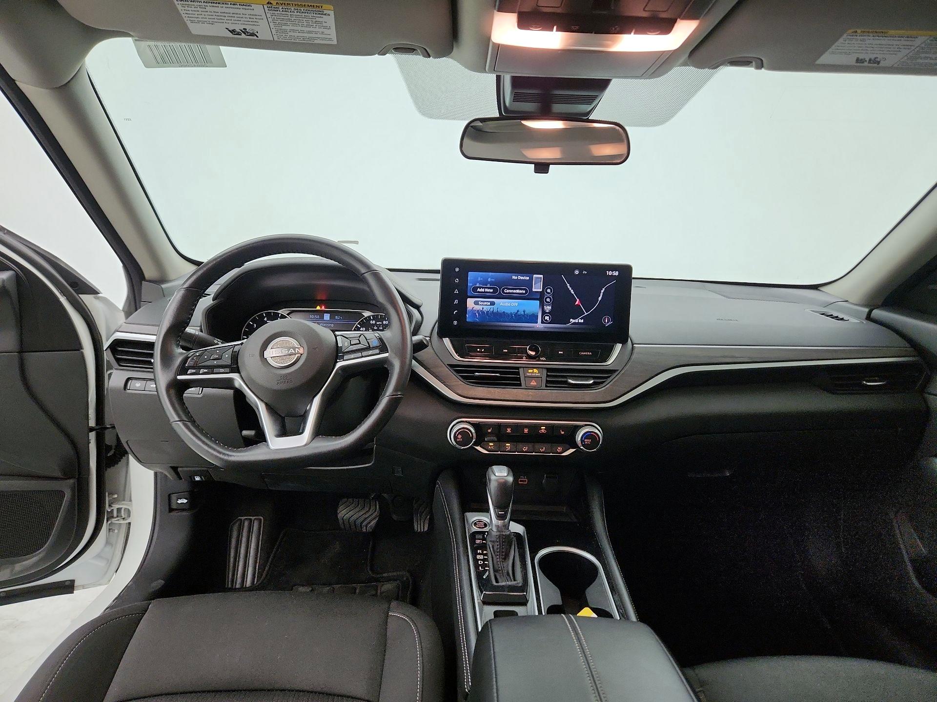 Thumbnail: 2023 Nissan Altima - 9