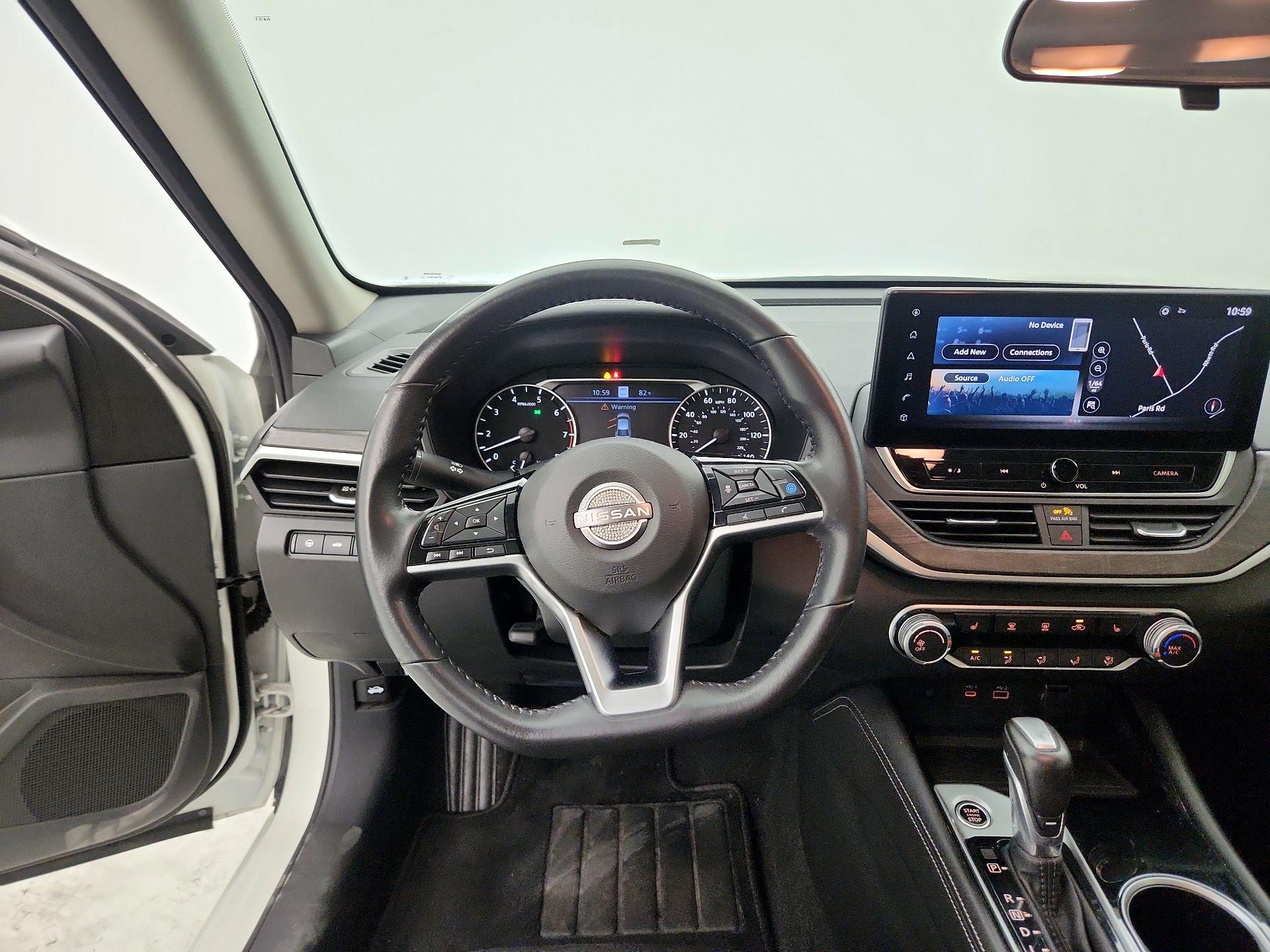 Thumbnail: 2023 Nissan Altima - 10