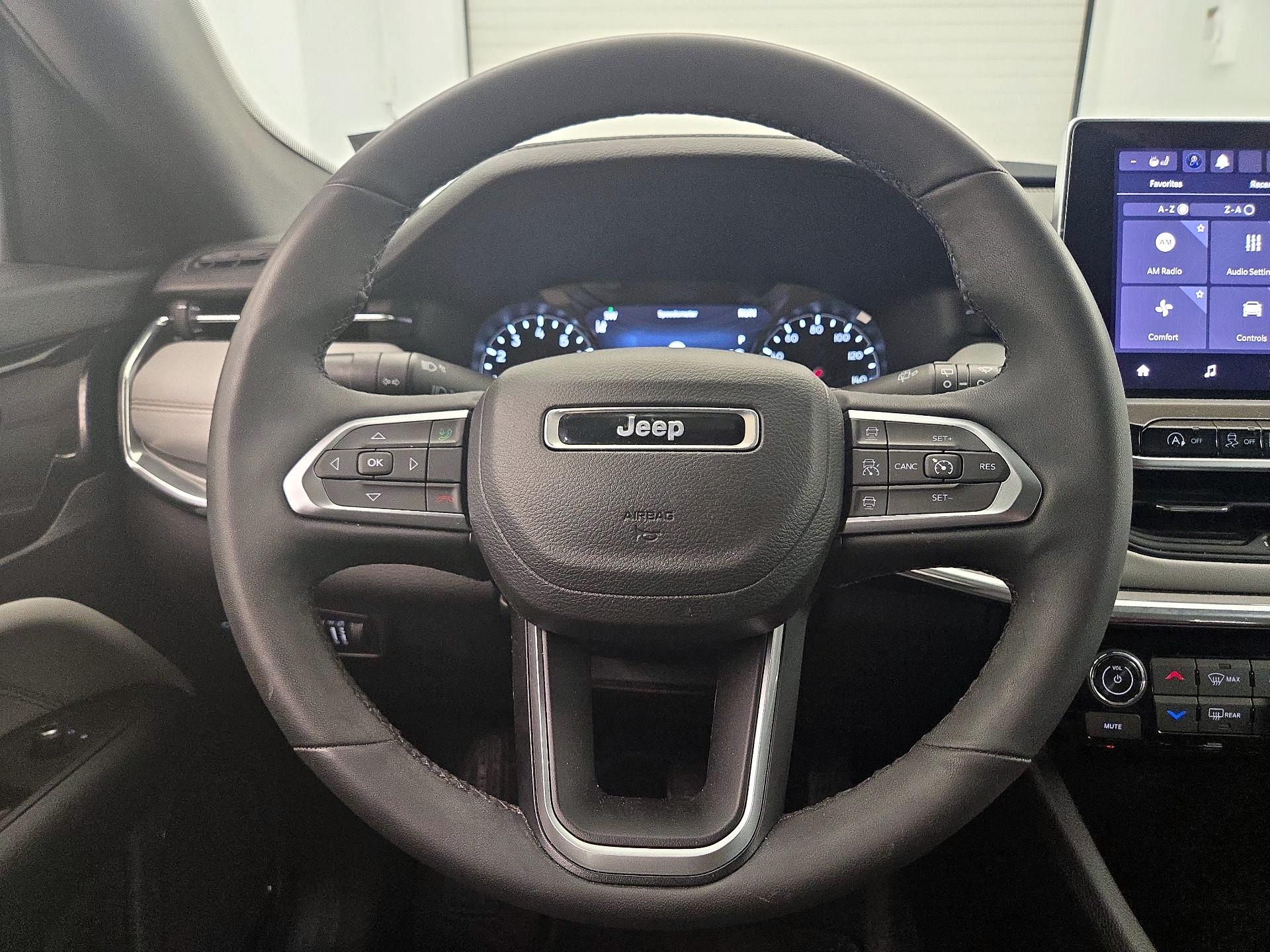 Thumbnail: 2023 Jeep Compass - 10