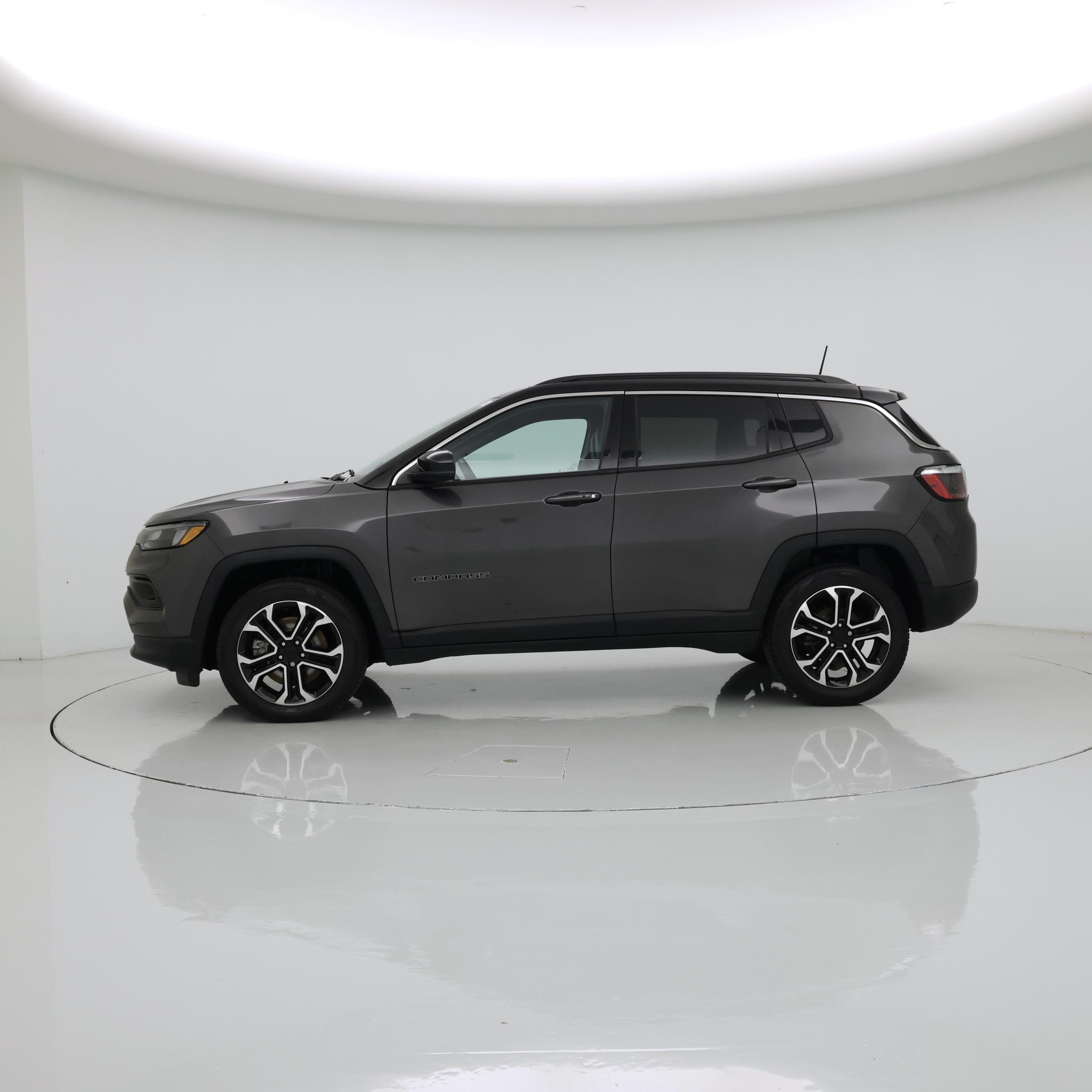 Thumbnail: 2023 Jeep Compass - 3