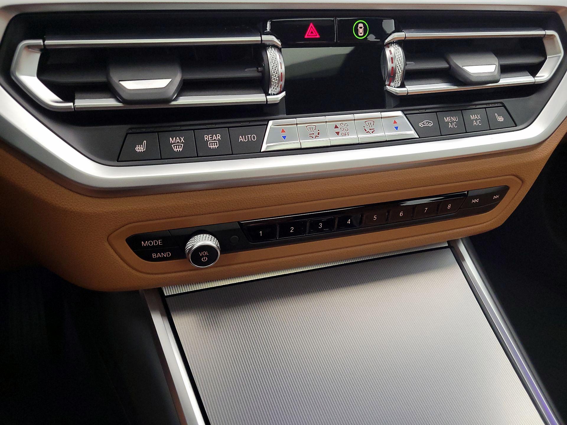 Thumbnail: 2021 BMW 3 Series - 16