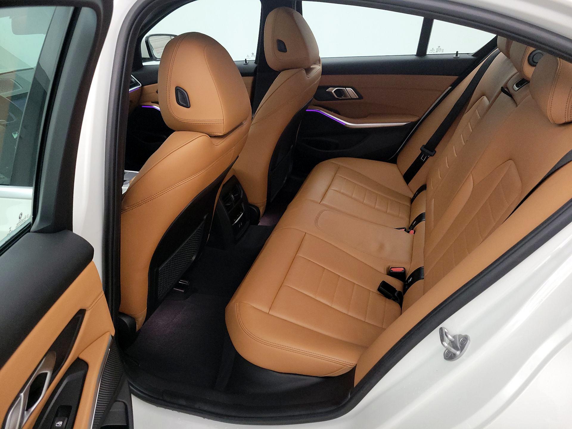 Thumbnail: 2021 BMW 3 Series - 19