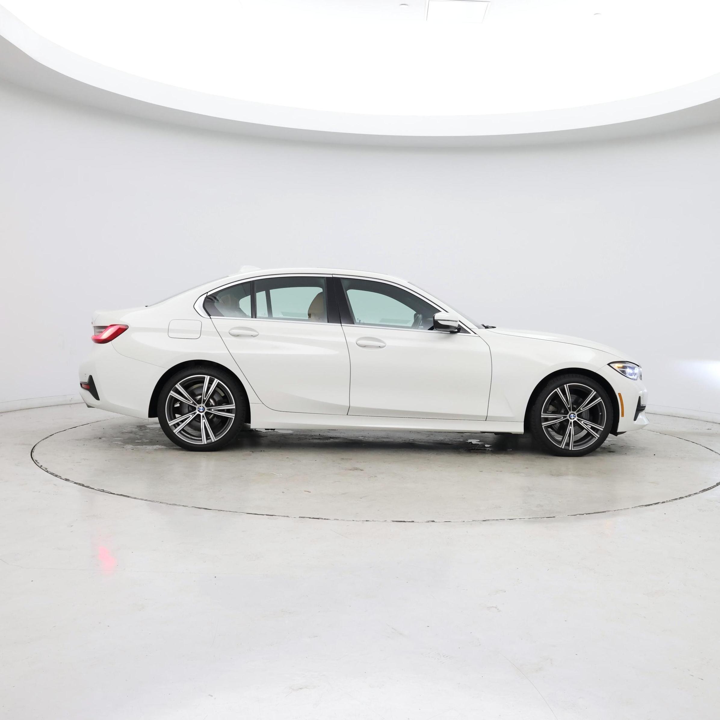 Thumbnail: 2021 BMW 3 Series - 7