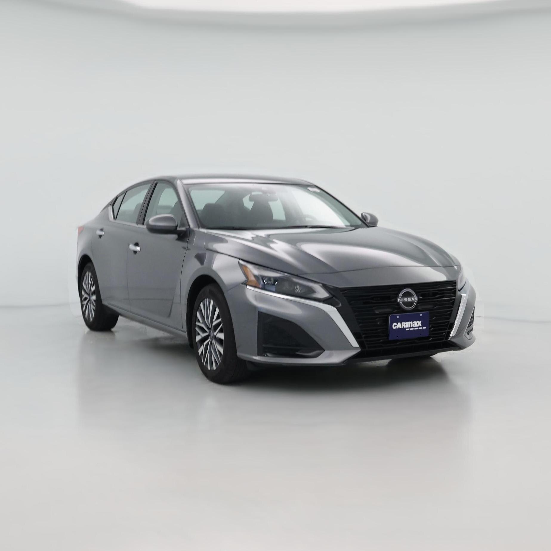 Thumbnail: 2023 Nissan Altima - 1