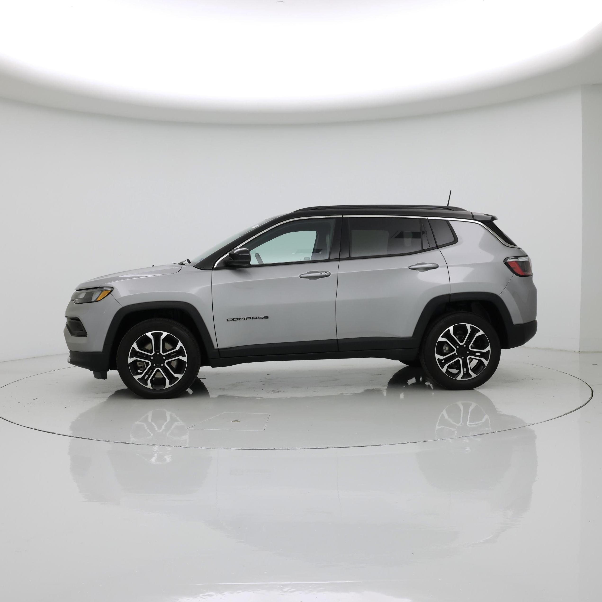 Thumbnail: 2023 Jeep Compass - 3
