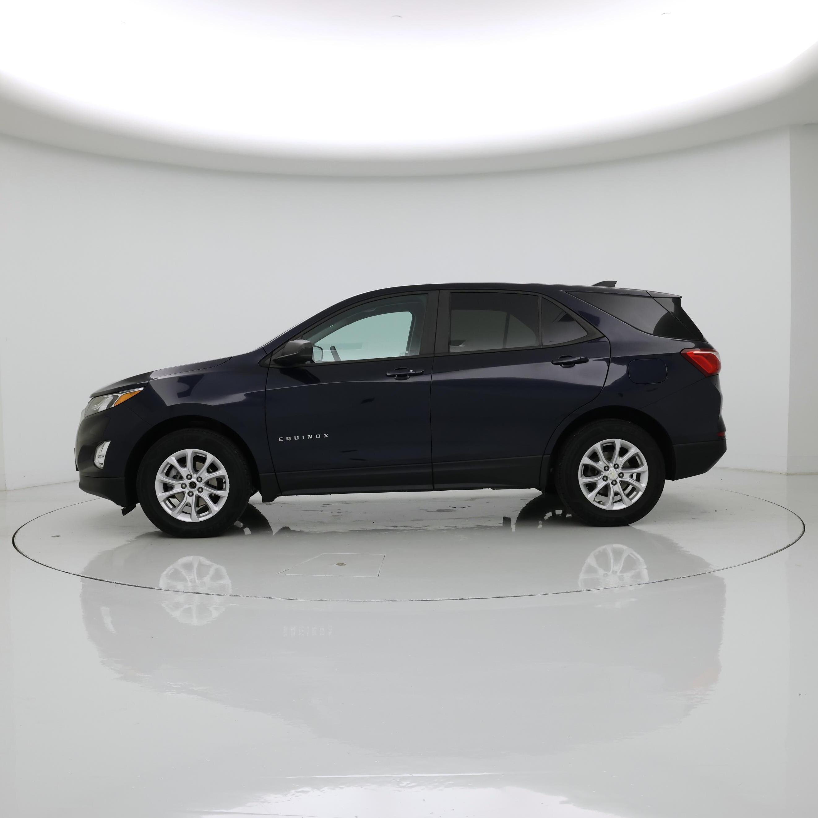 Thumbnail: 2020 Chevrolet Equinox - 3
