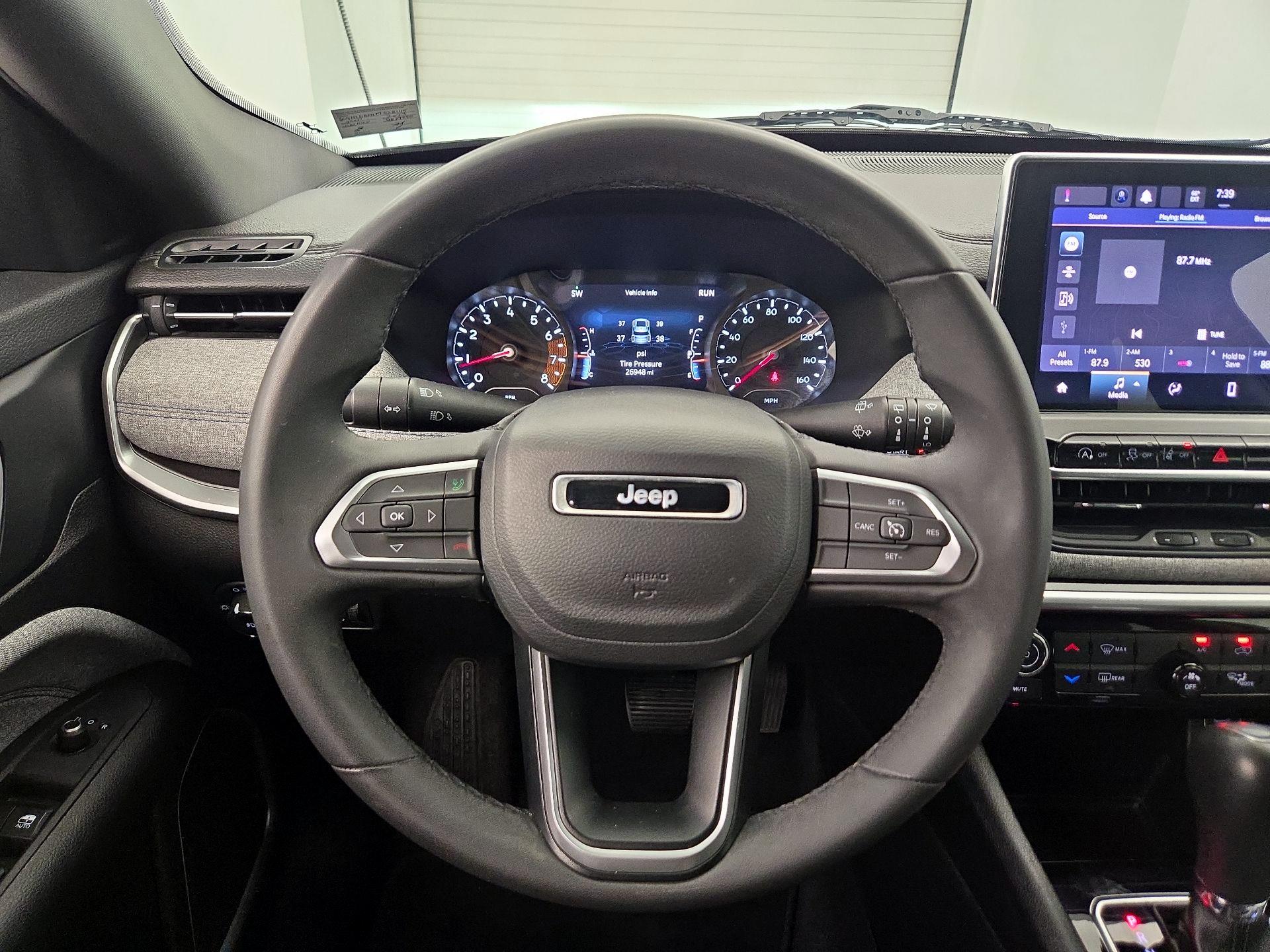 Thumbnail: 2023 Jeep Compass - 10