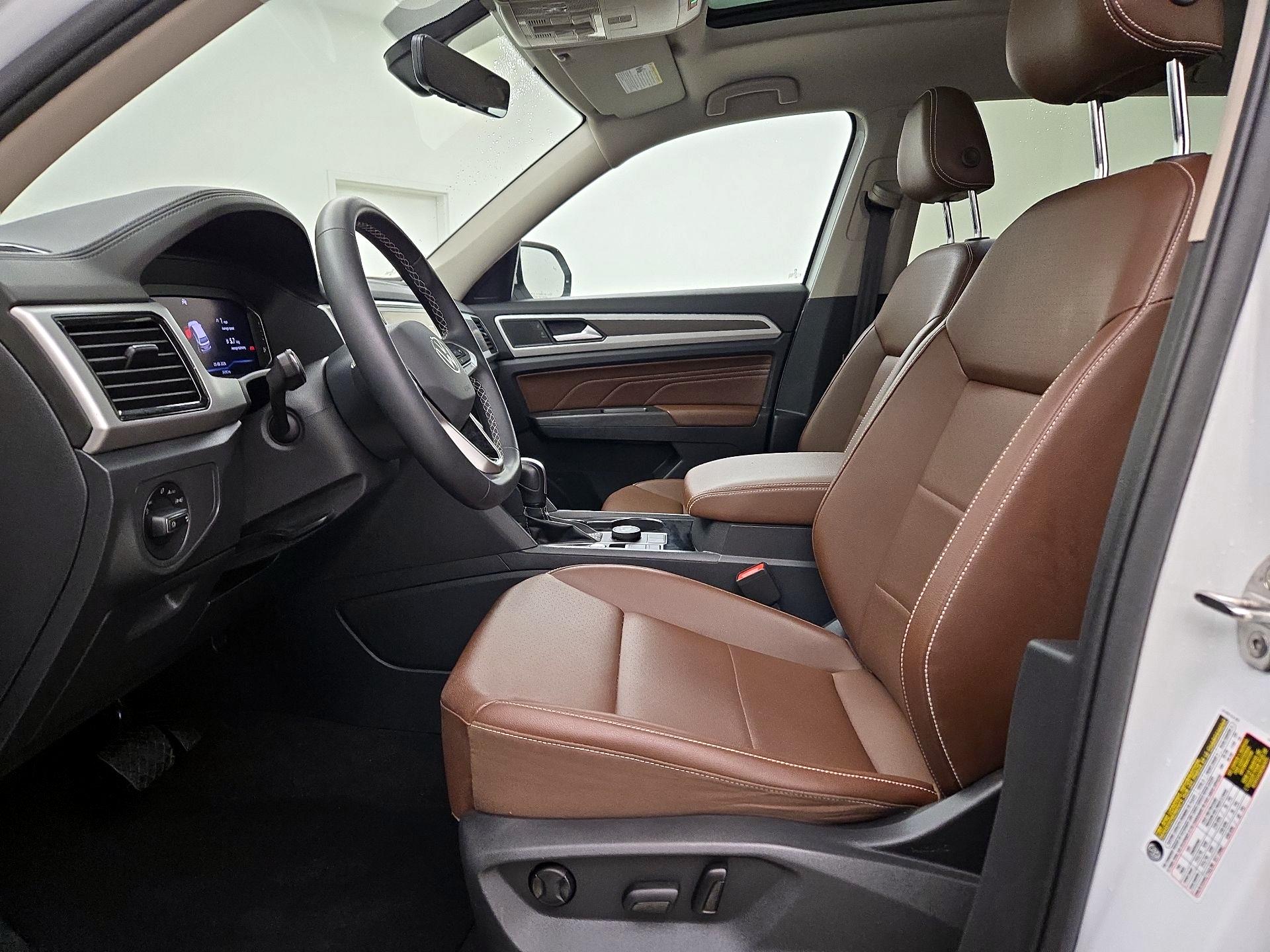 Thumbnail: 2022 Volkswagen Atlas - 11