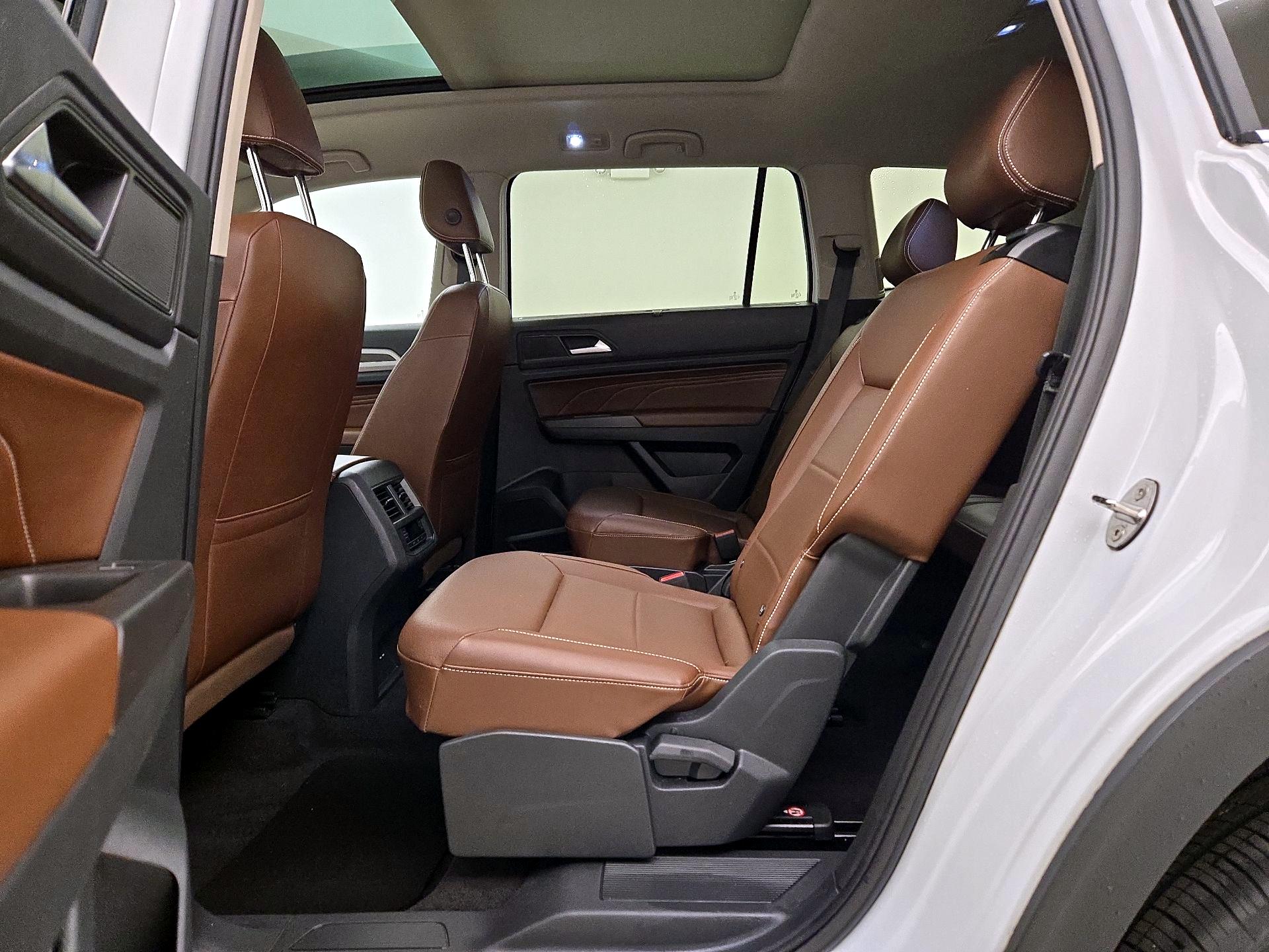 Thumbnail: 2022 Volkswagen Atlas - 20