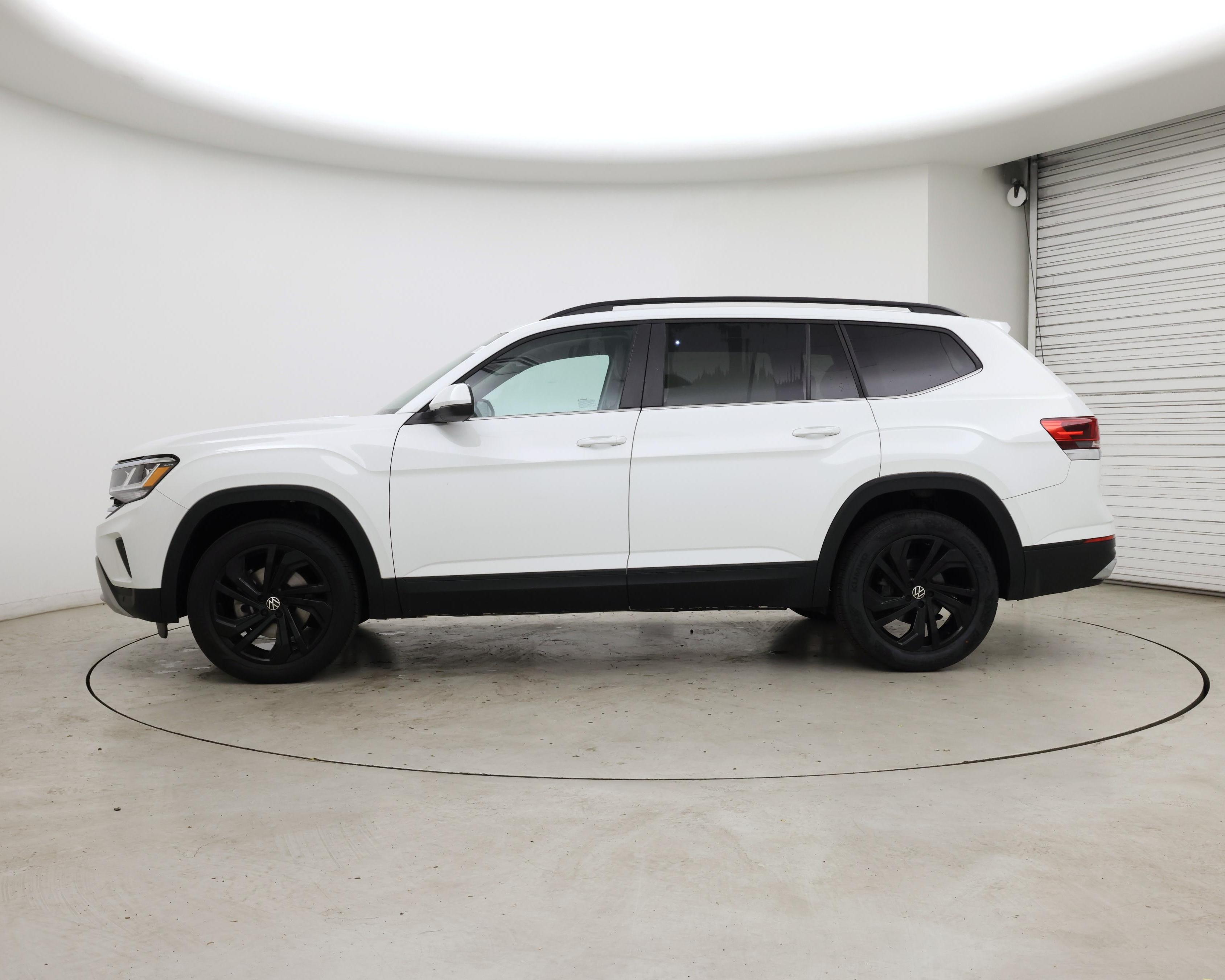 Thumbnail: 2022 Volkswagen Atlas - 3