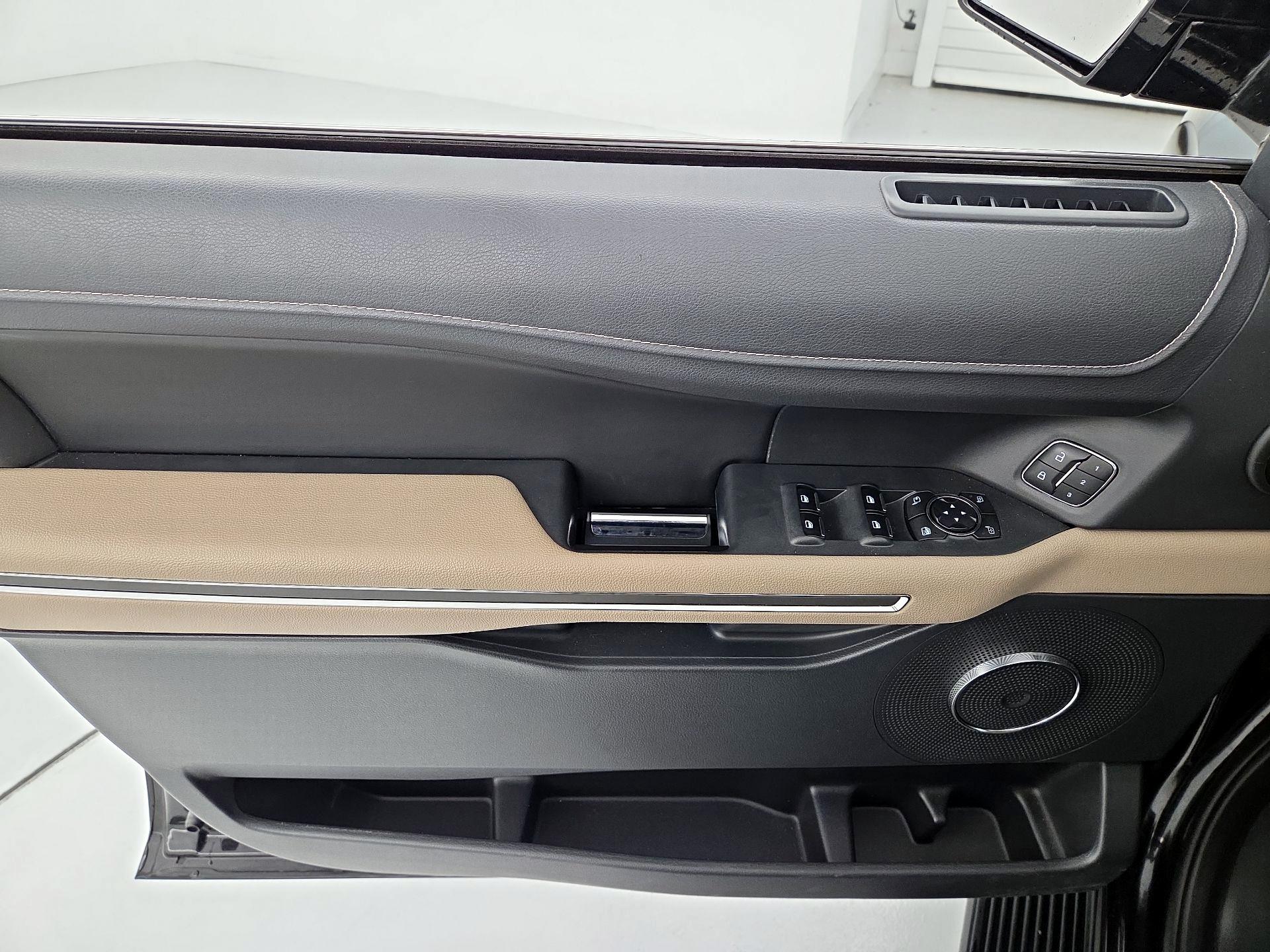 Thumbnail: 2024 Ford Expedition MAX - 12