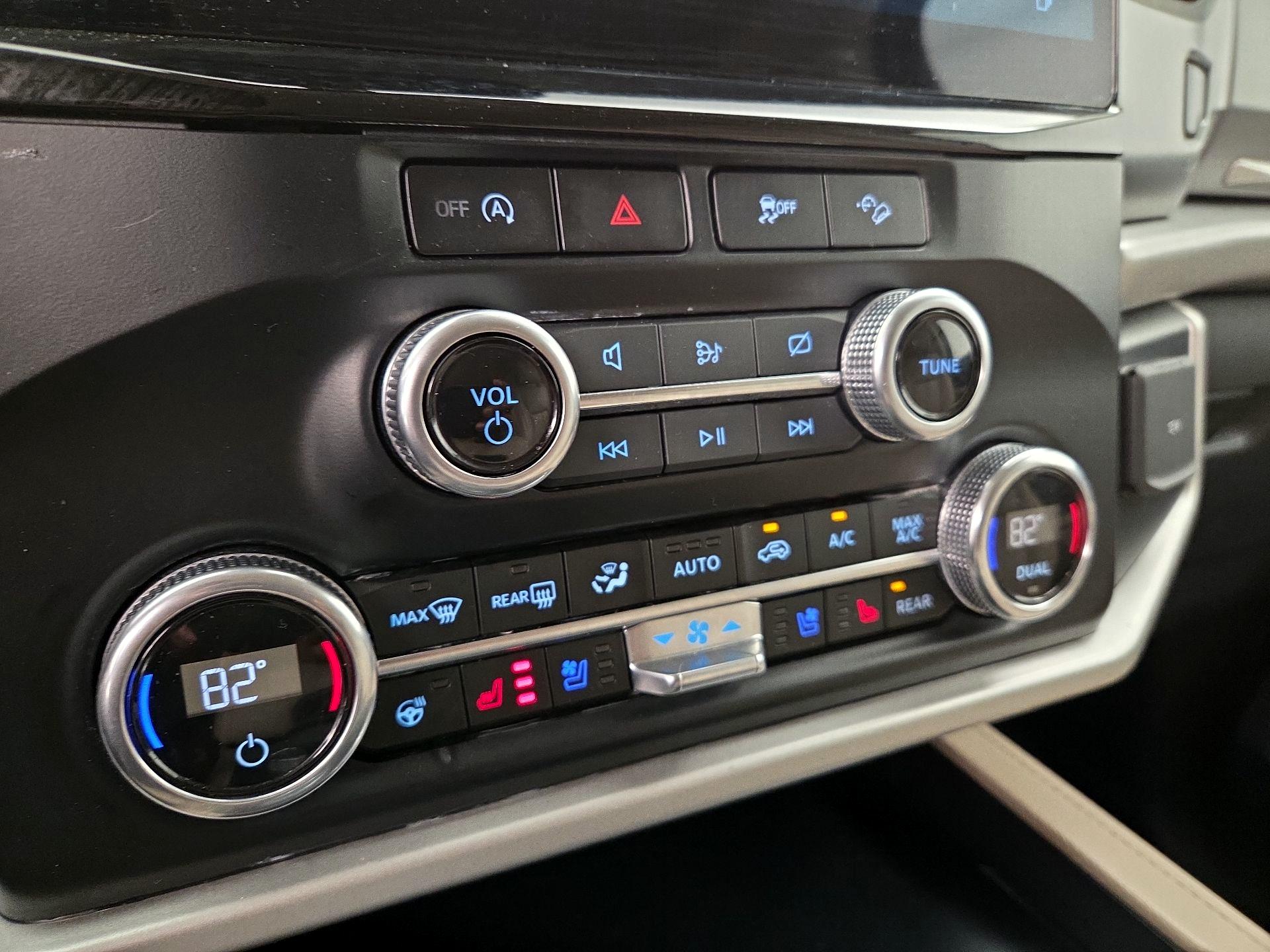 Thumbnail: 2024 Ford Expedition MAX - 17