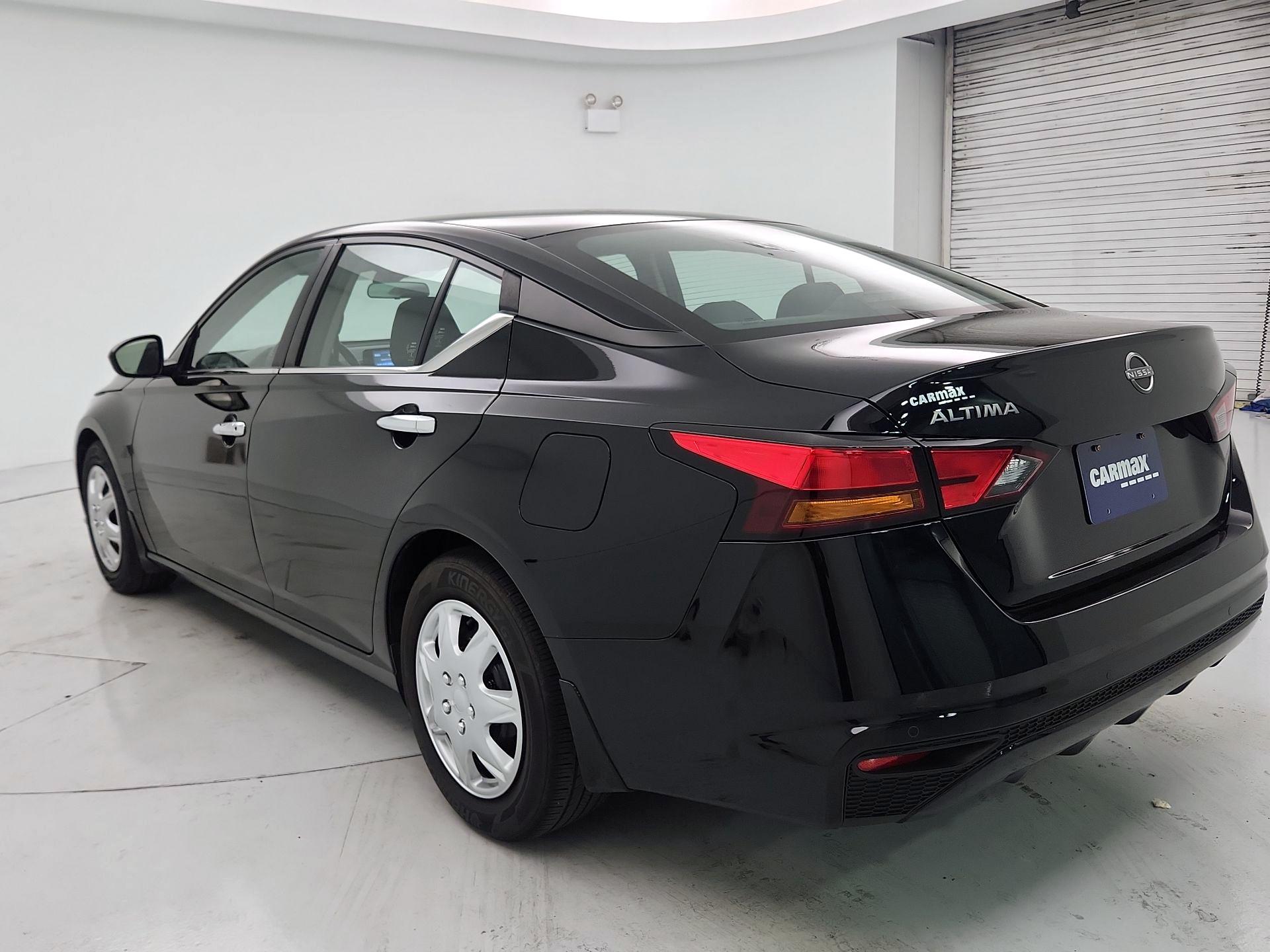 Thumbnail: 2023 Nissan Altima - 7