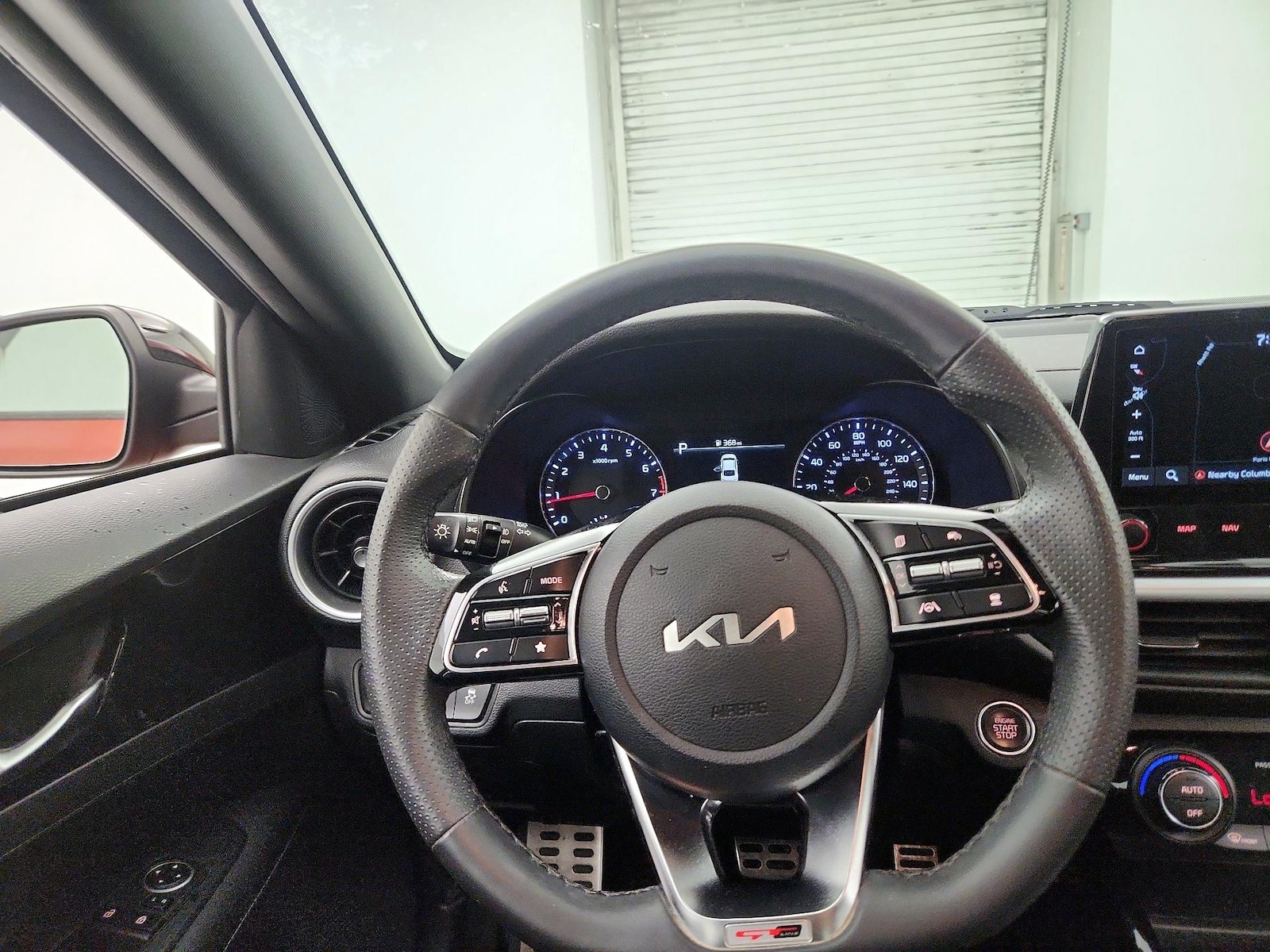 2023 Kia Forte GT-Line - Photo 11