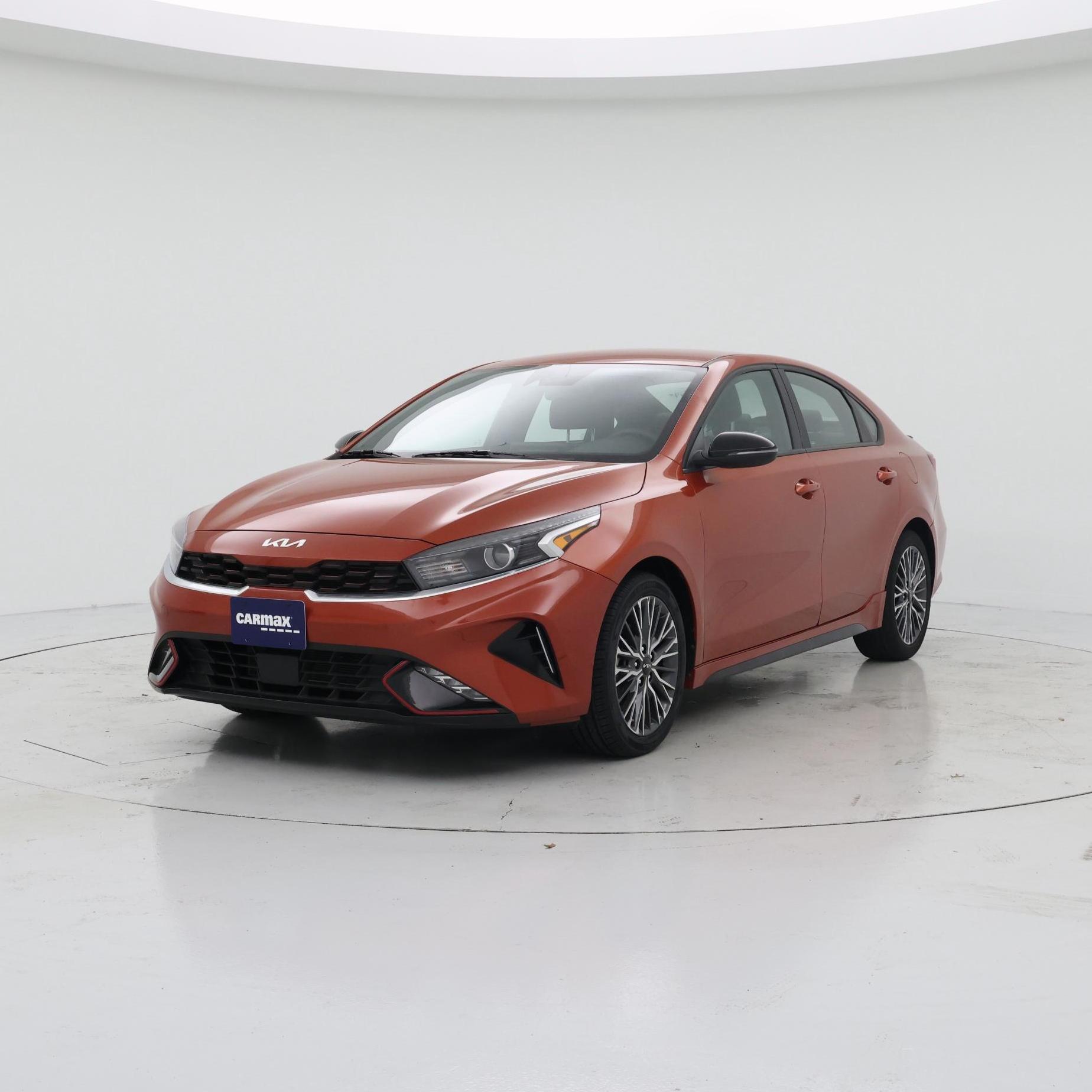 Thumbnail: 2023 Kia Forte - 4