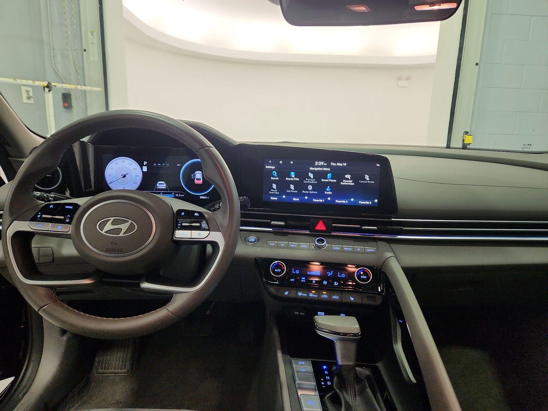 Thumbnail: 2025 Hyundai Elantra - 9