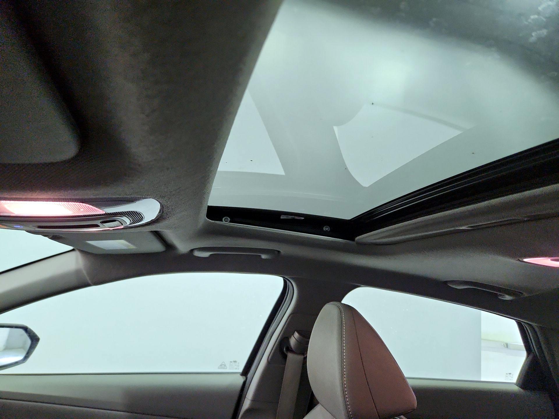 Thumbnail: 2025 Hyundai Elantra - 19