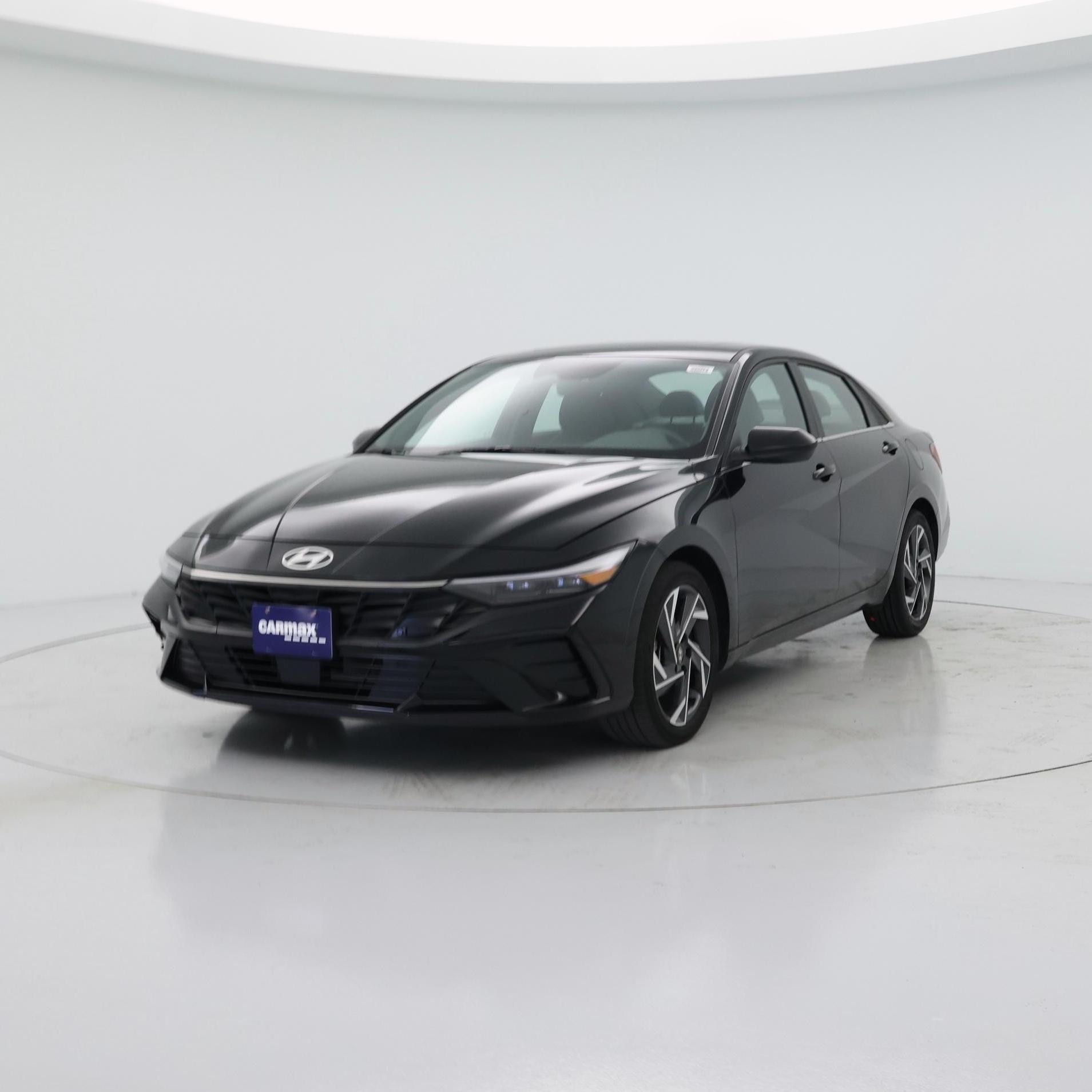 Thumbnail: 2025 Hyundai Elantra - 4