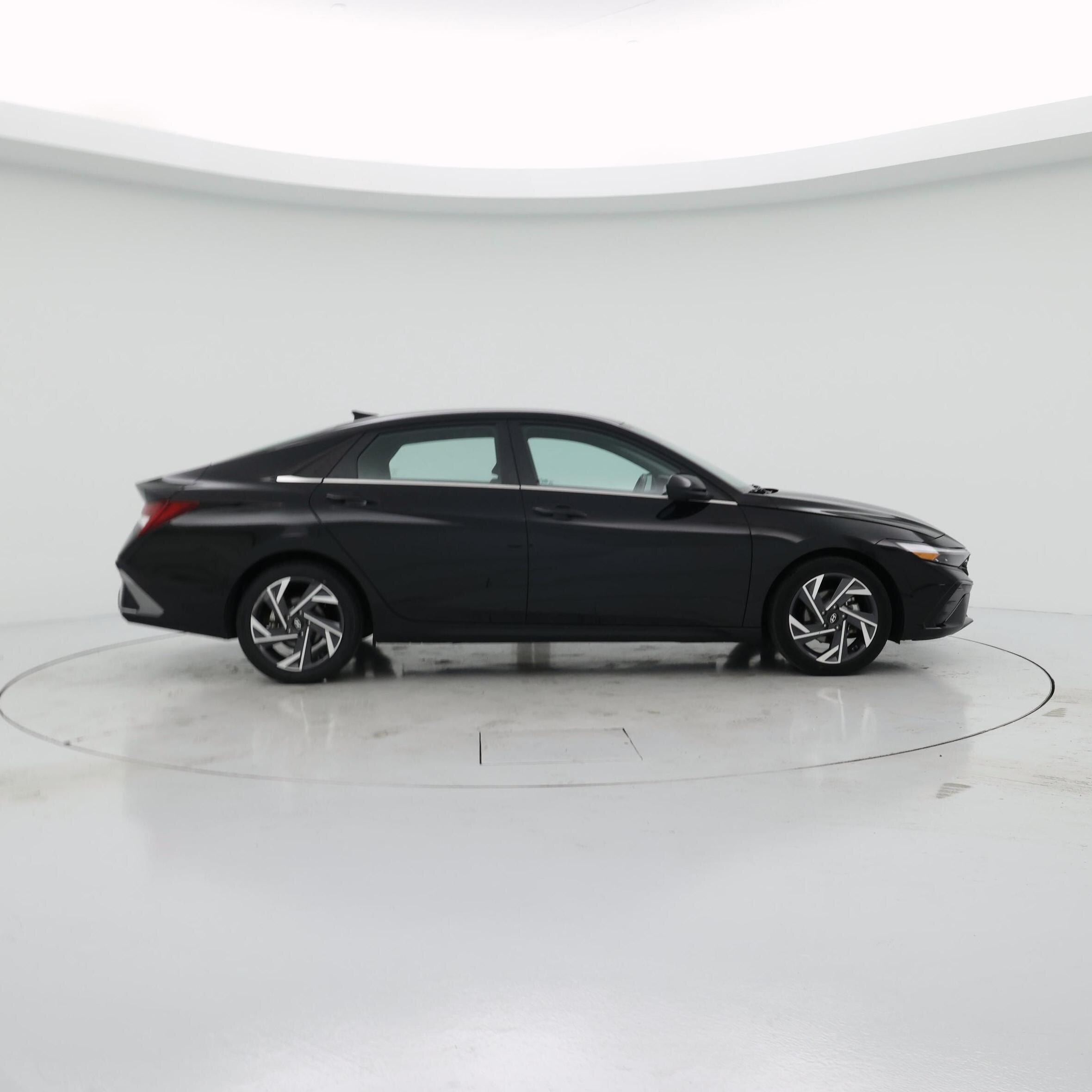 Thumbnail: 2025 Hyundai Elantra - 7