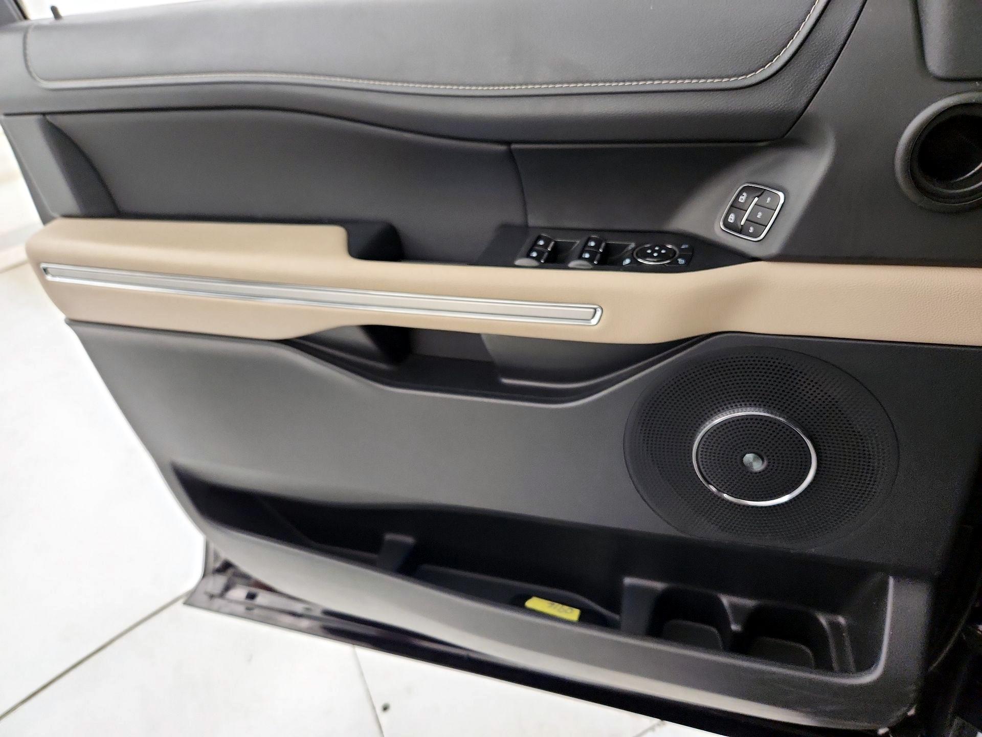 Thumbnail: 2024 Ford Expedition MAX - 12