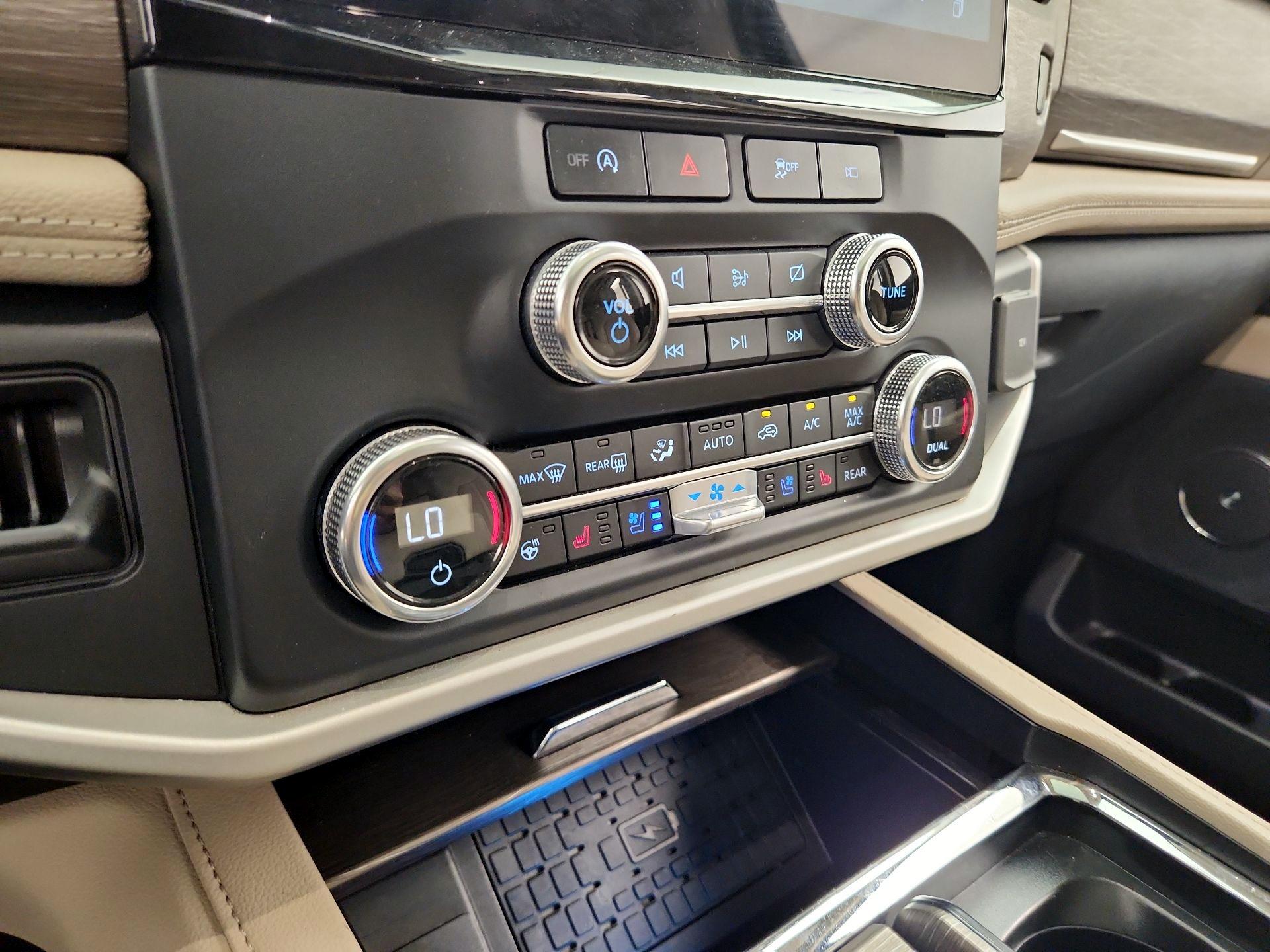 Thumbnail: 2024 Ford Expedition MAX - 17