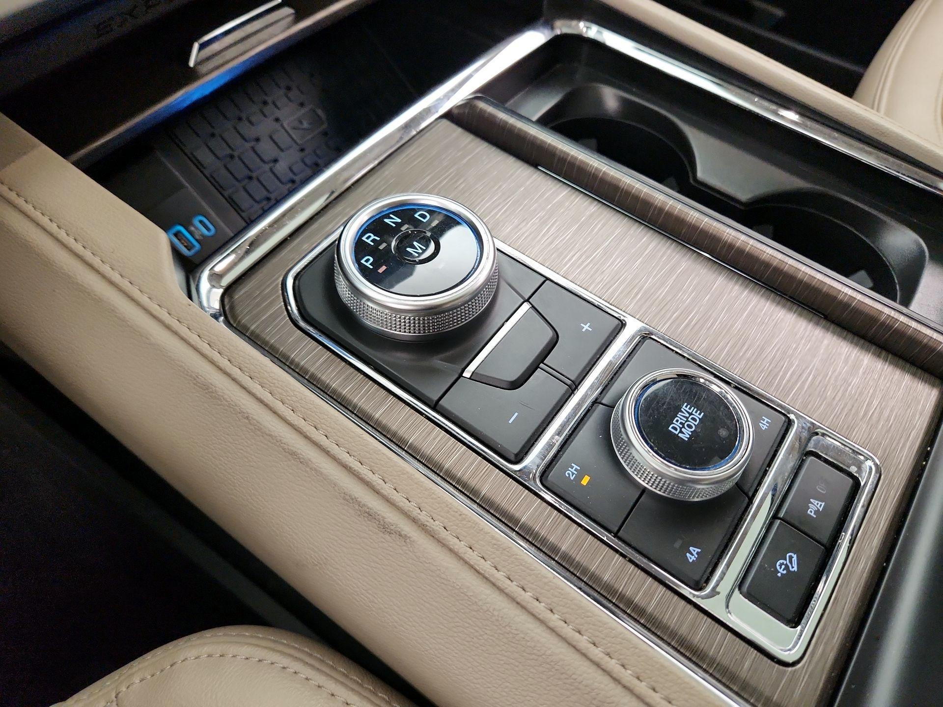 Thumbnail: 2024 Ford Expedition MAX - 18